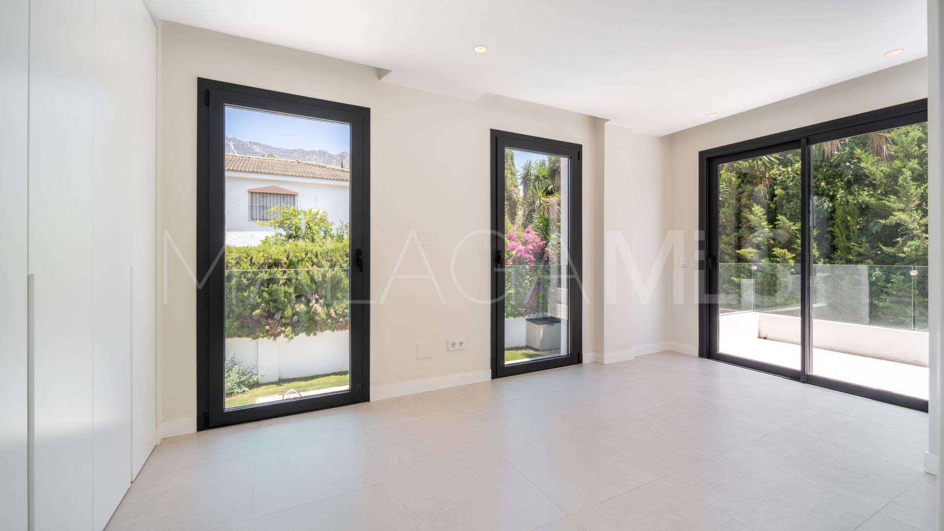 Villa for sale in Nagüeles
