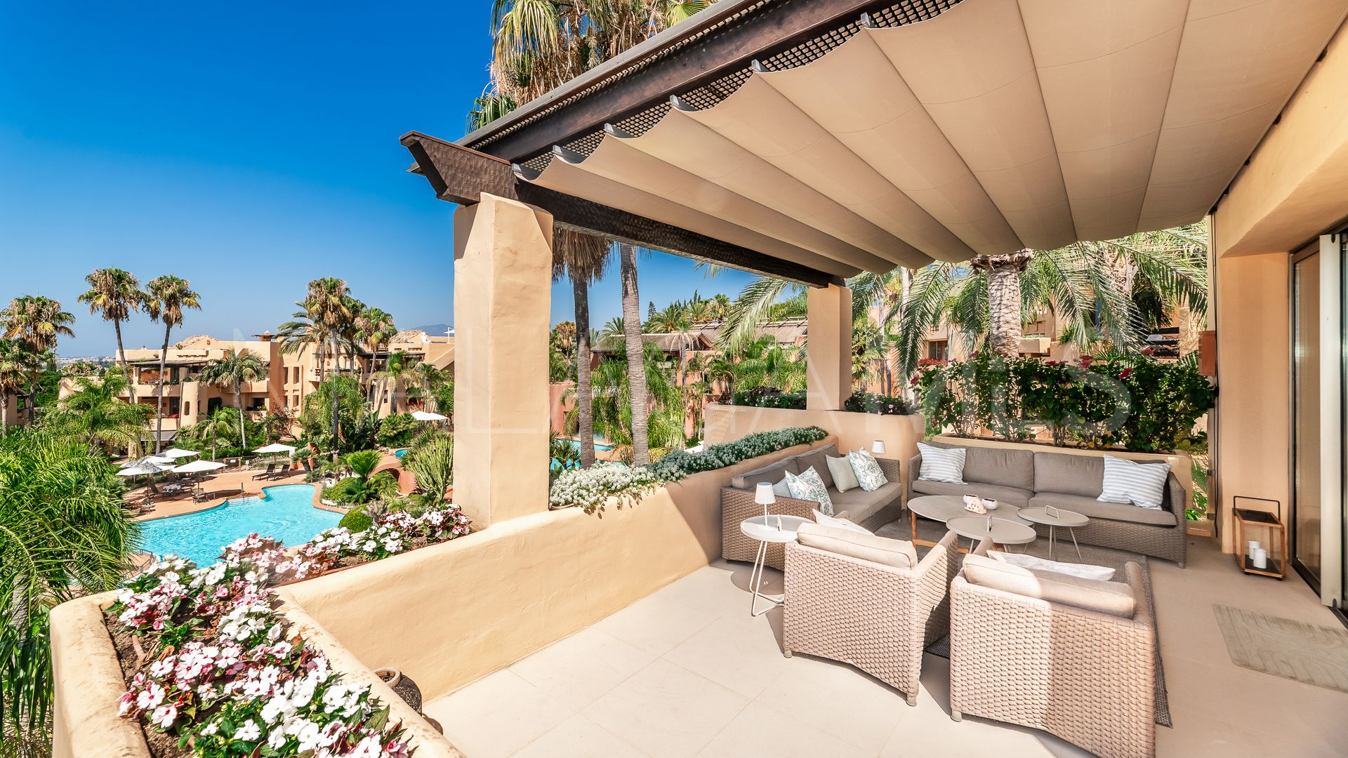 Takvåning for sale in Sierra Blanca