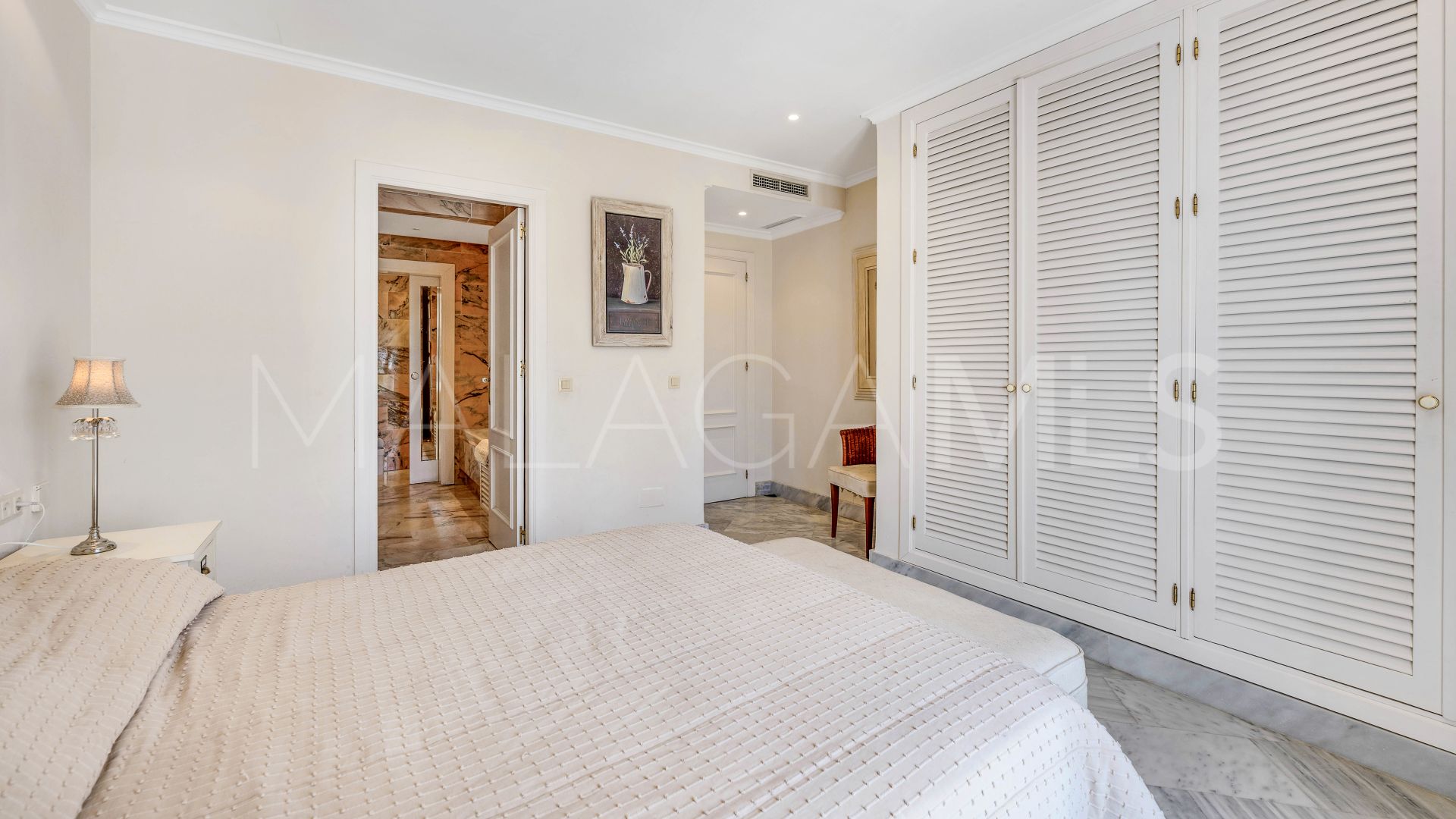 Takvåning for sale in Elviria