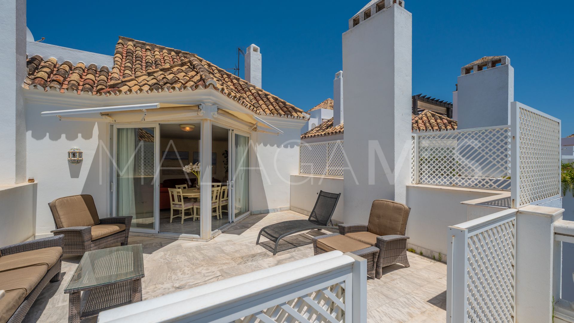 Takvåning for sale in Elviria