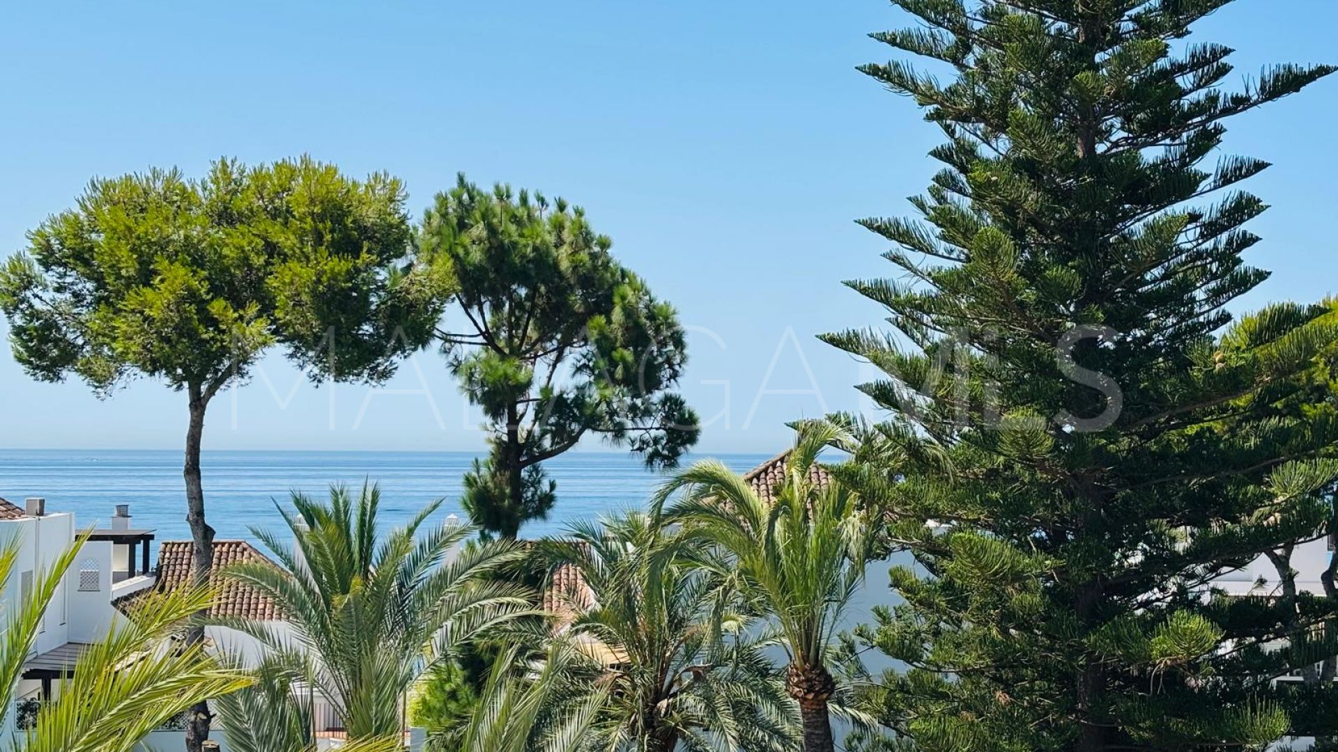 Takvåning for sale in Elviria