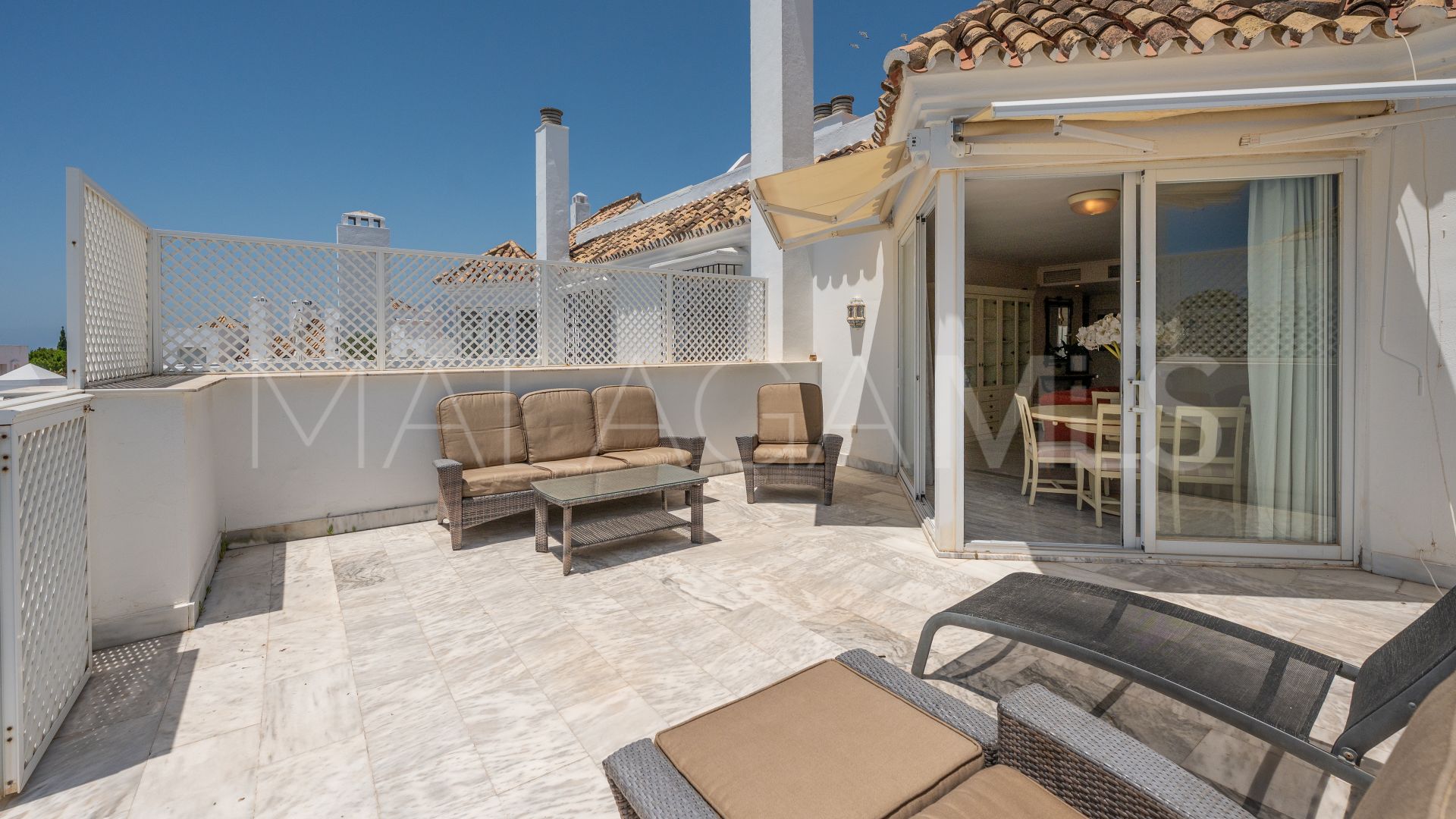 Takvåning for sale in Elviria