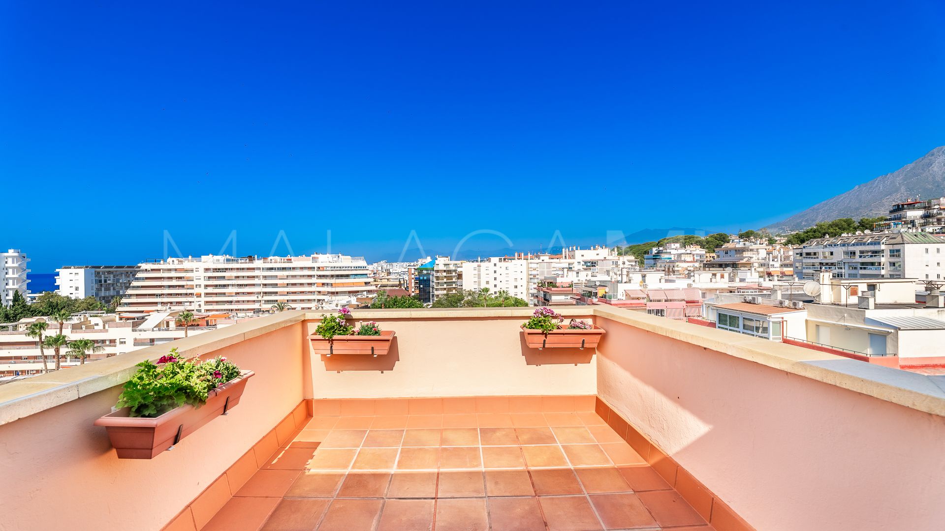 For sale Beach Side Golden Mile 3 bedrooms penthouse