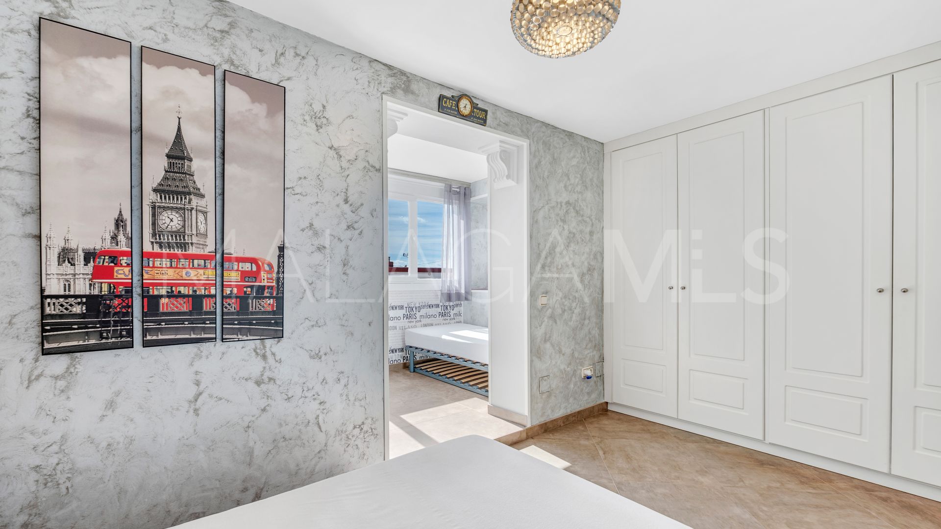 Buy Ático in Beach Side Golden Mile