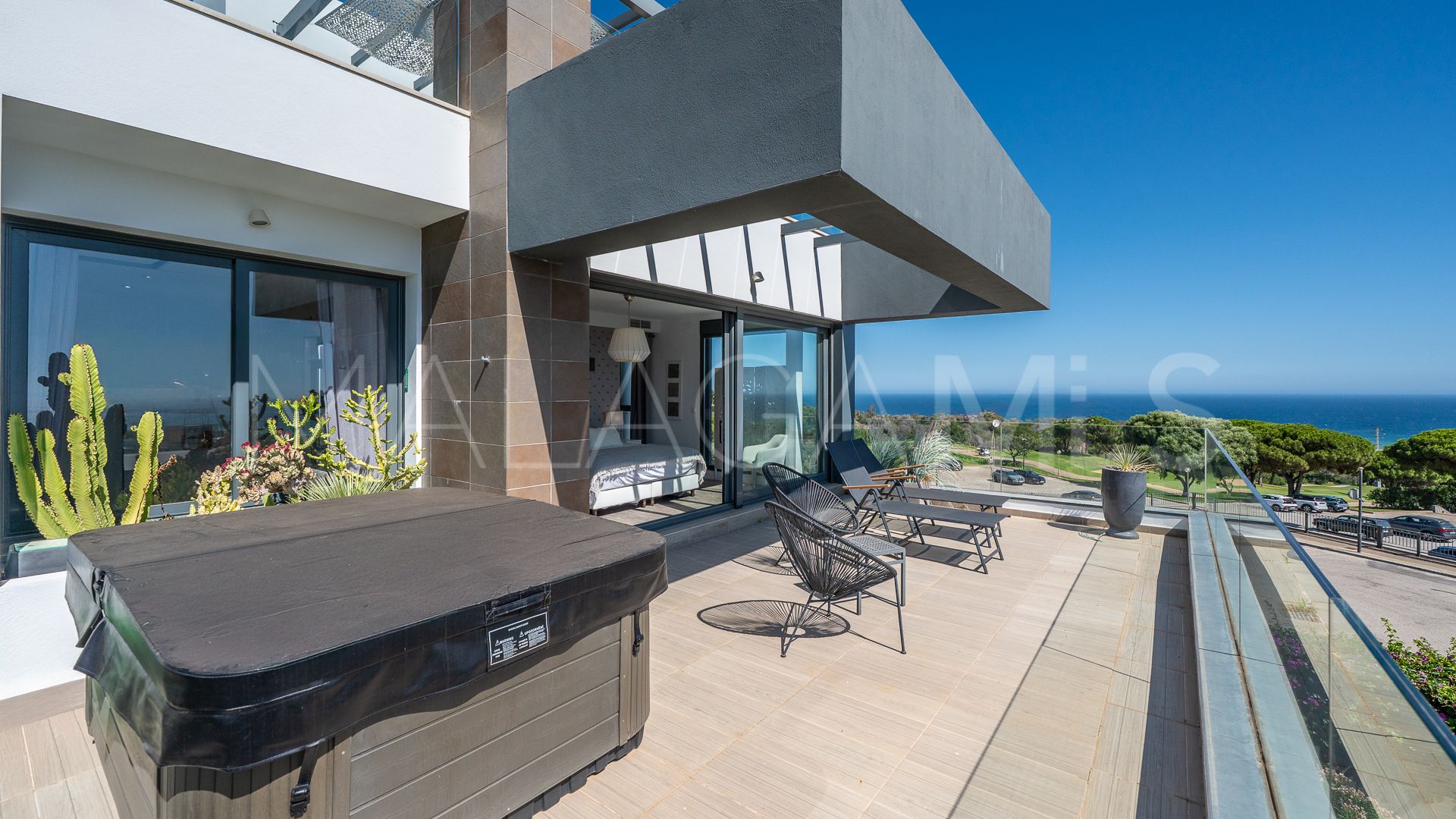 Villa with 4 bedrooms a la venta in Cabopino