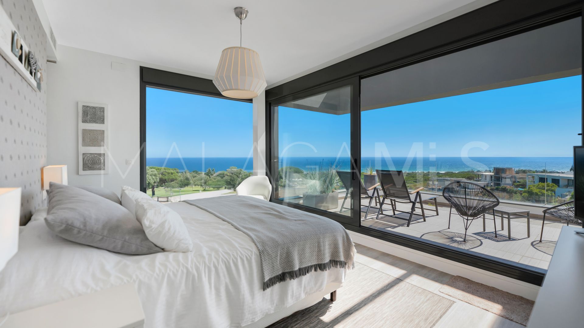 Villa with 4 bedrooms a la venta in Cabopino