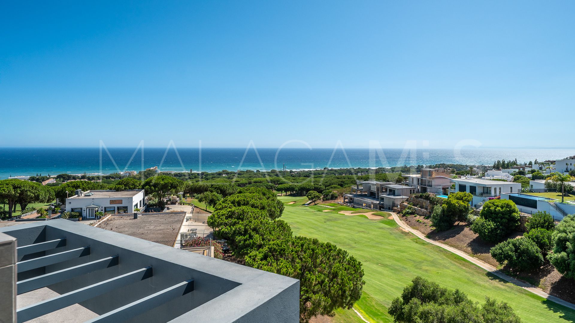 Villa with 4 bedrooms a la venta in Cabopino