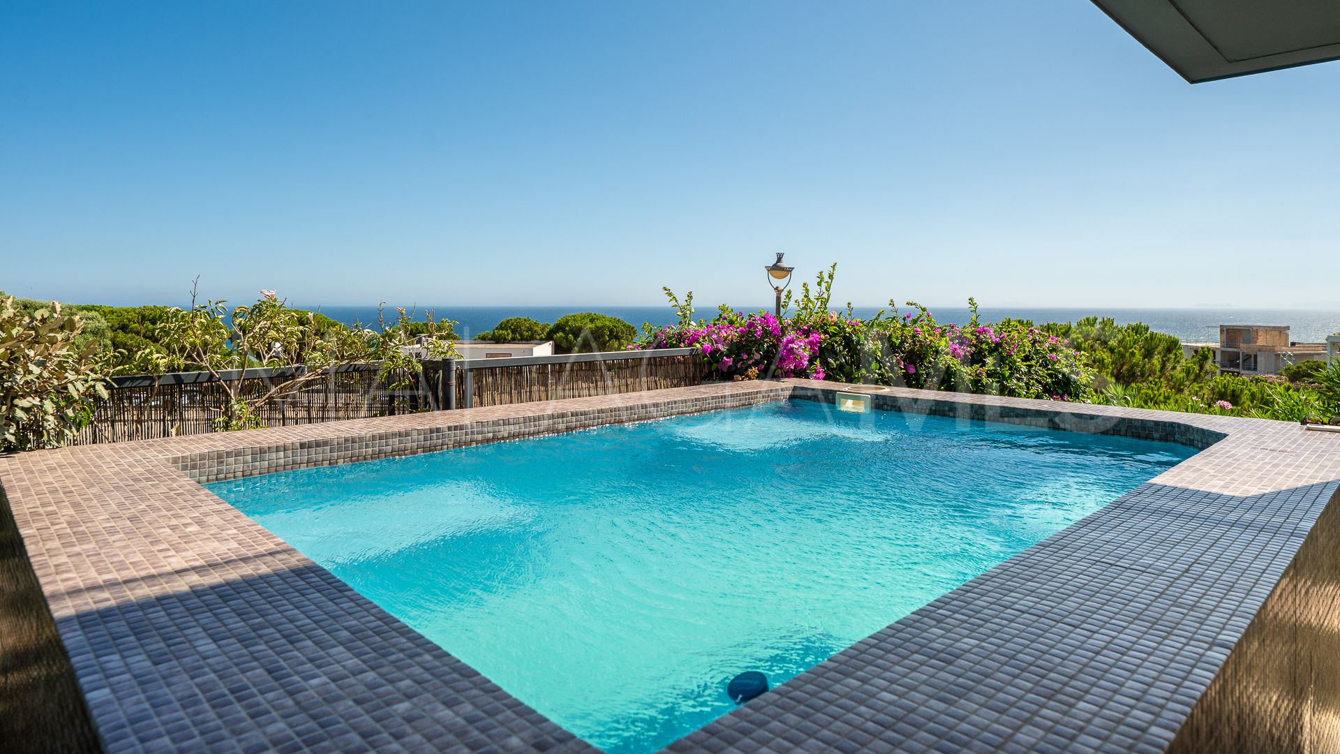 Villa with 4 bedrooms a la venta in Cabopino