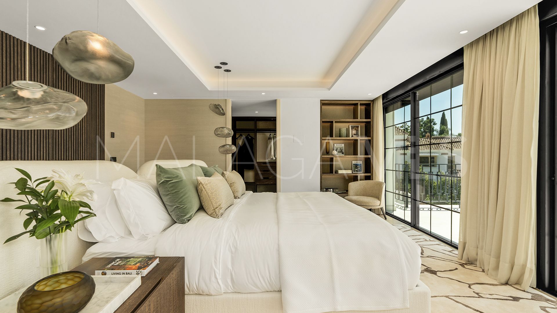 For sale villa in Nueva Andalucia with 6 bedrooms