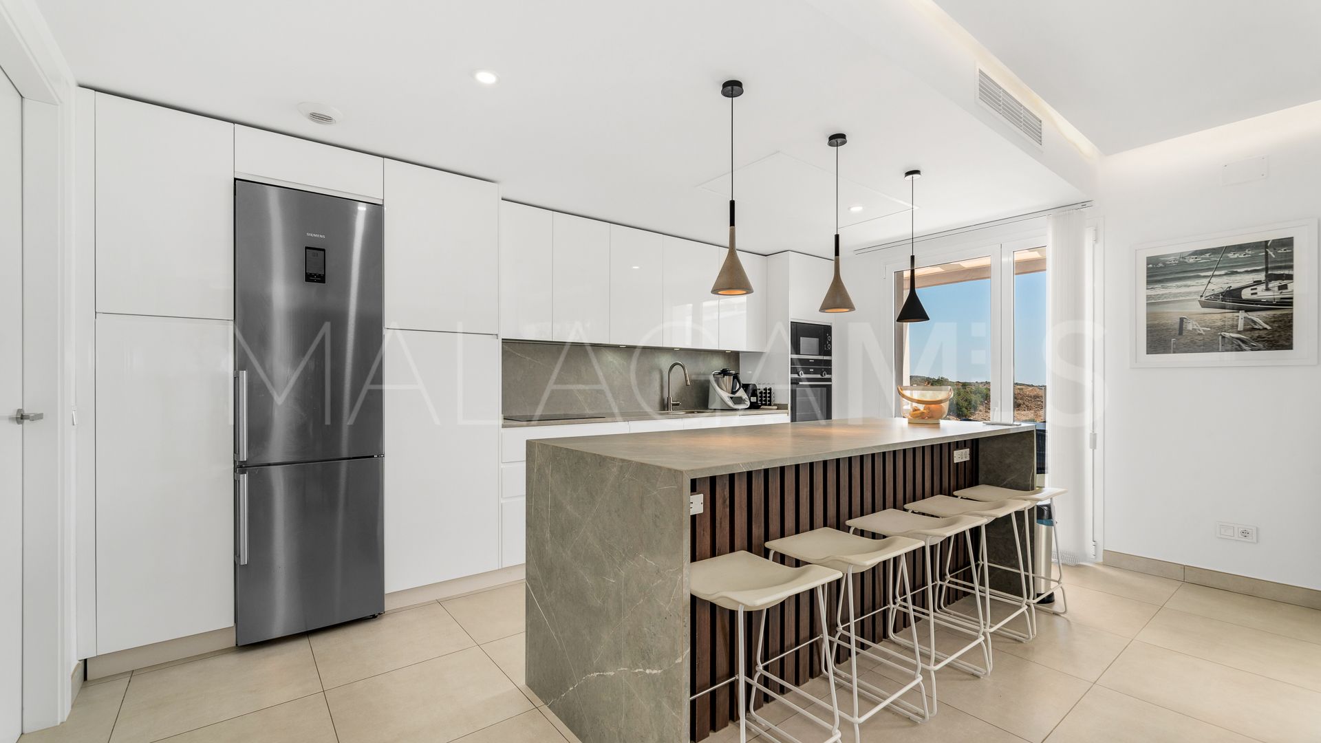 Se vende Ático with 3 bedrooms in Los Altos de los Monteros