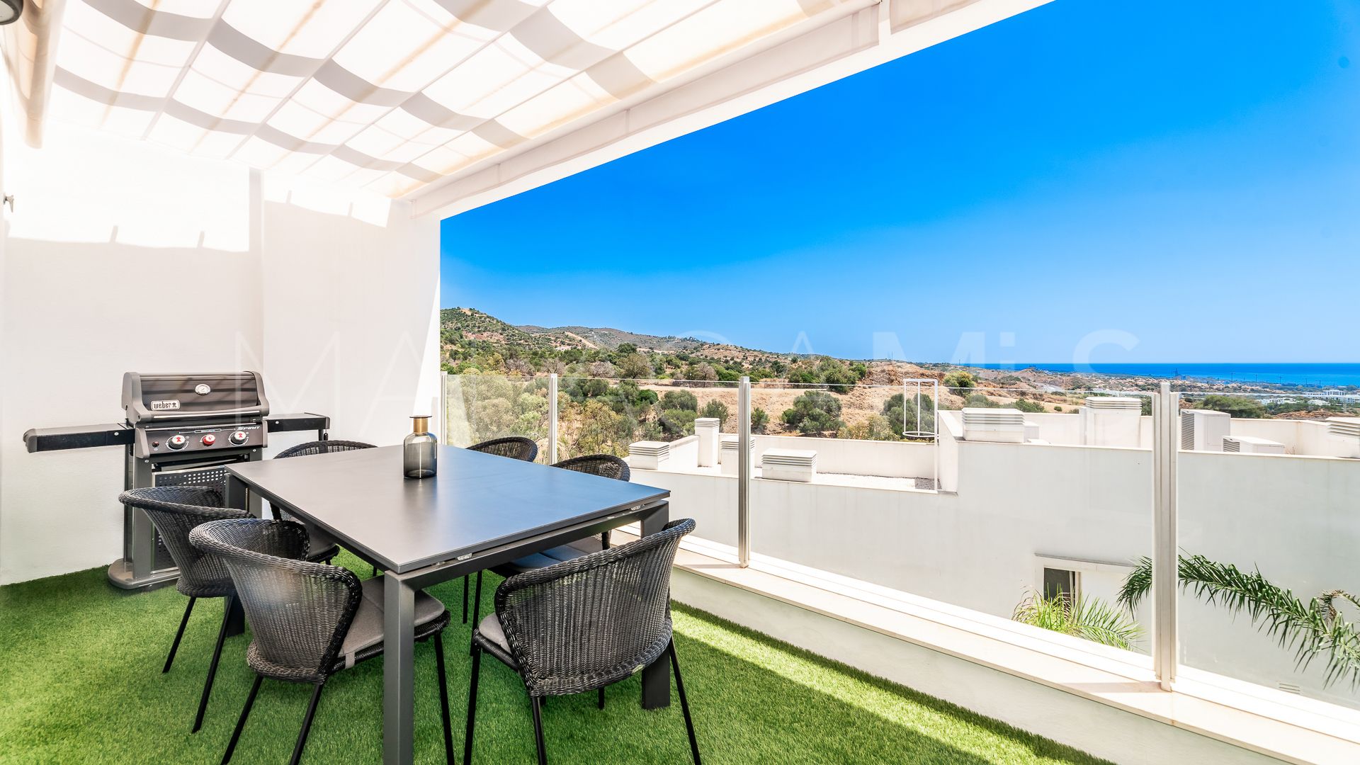 Se vende Ático with 3 bedrooms in Los Altos de los Monteros