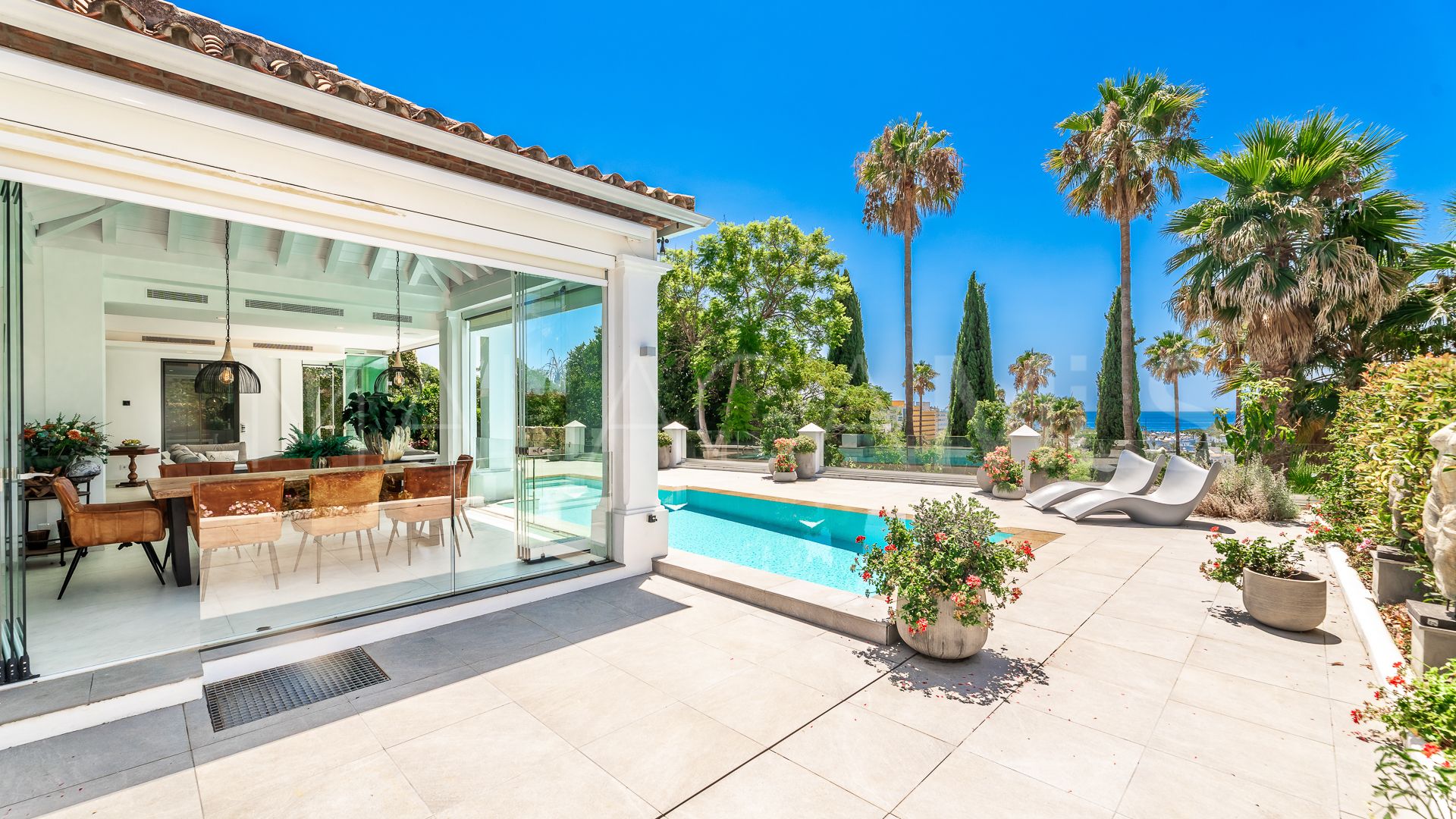 Villa for sale de 4 bedrooms in Nagüeles
