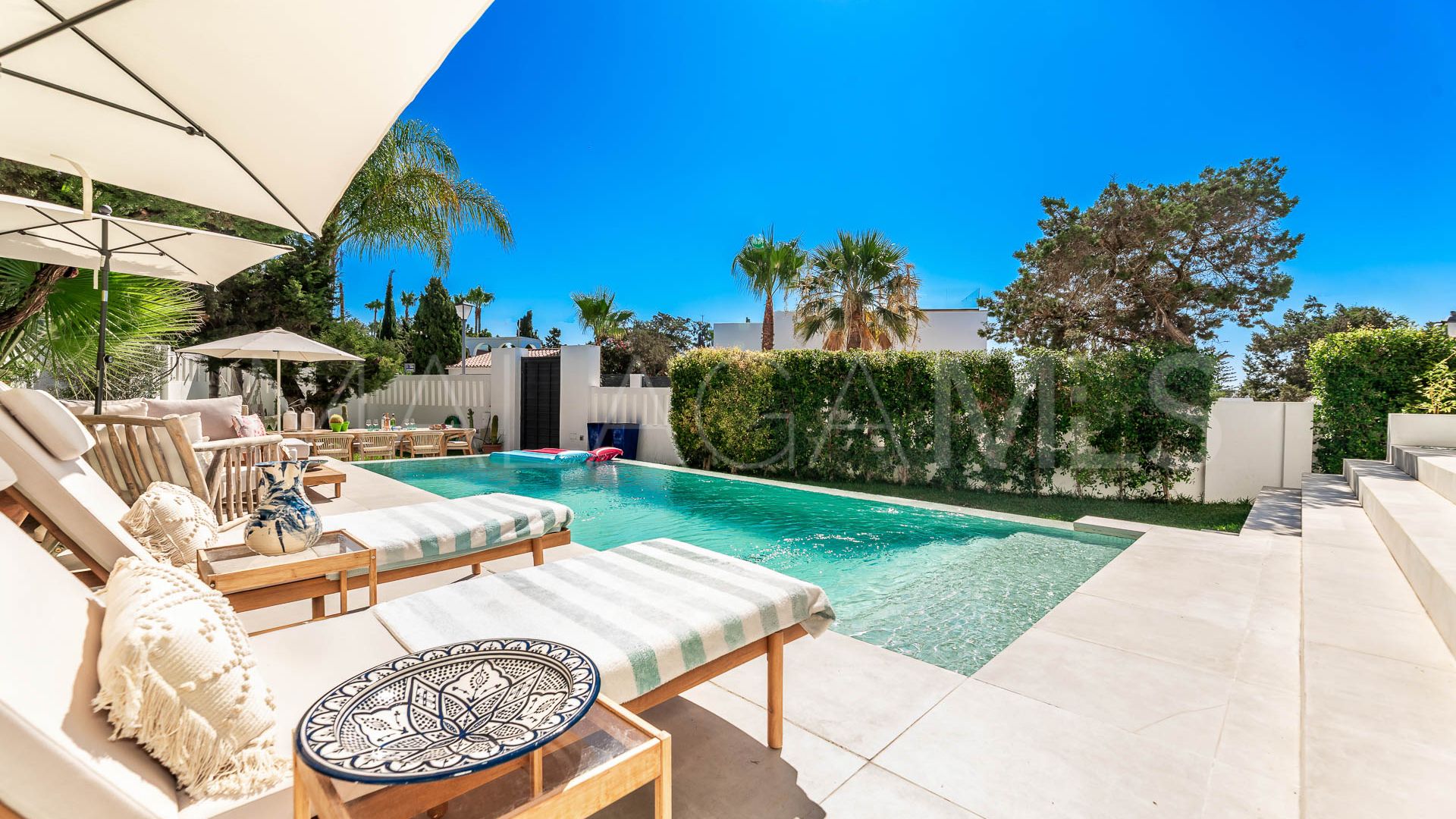 For sale house in Marbesa