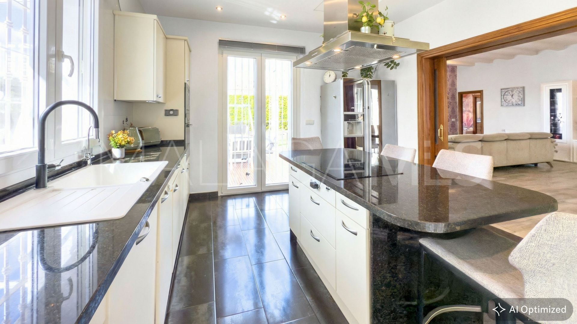 4 bedrooms house for sale in Istan