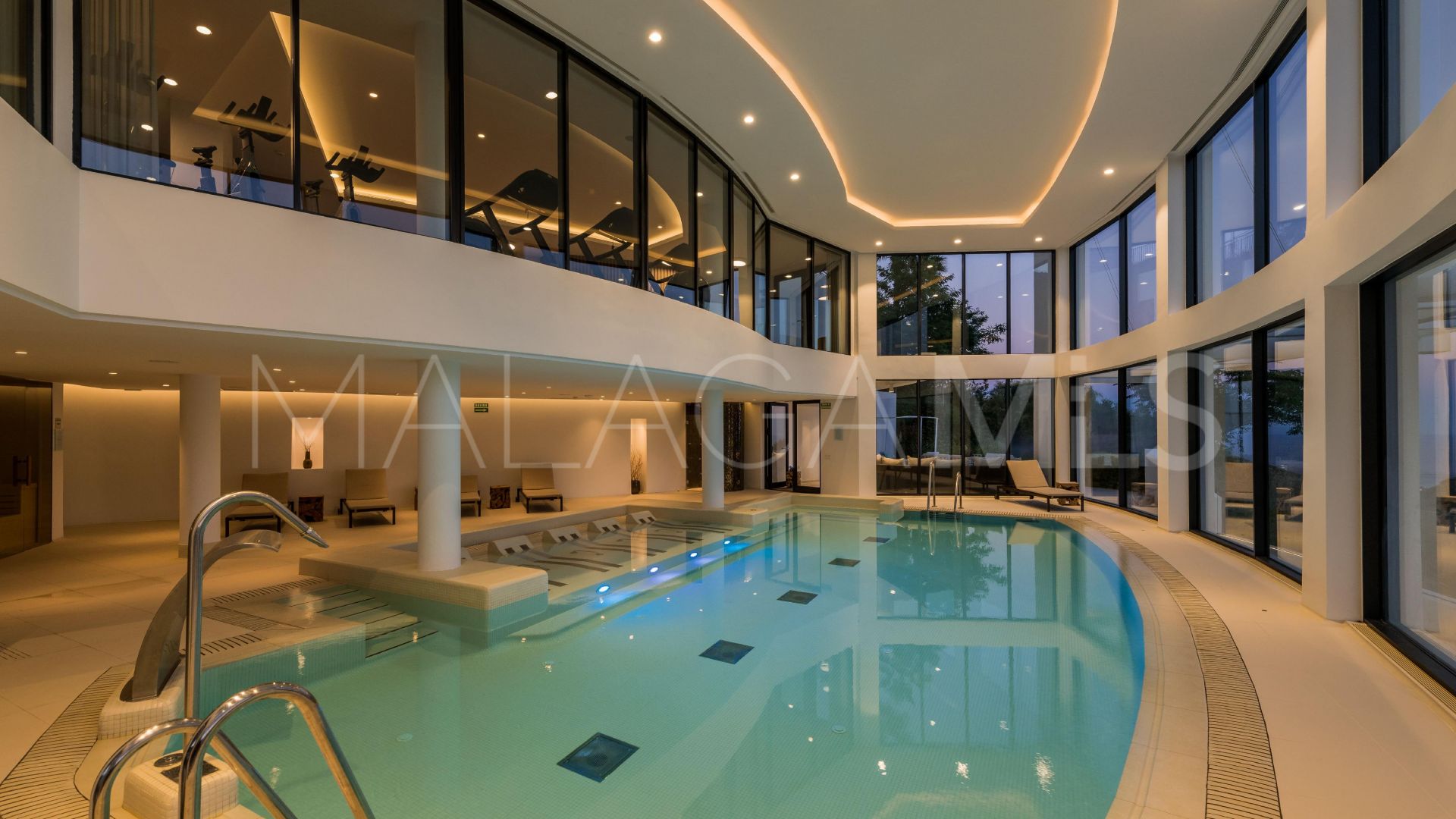 Appartement rez de chaussée for sale in Ojen