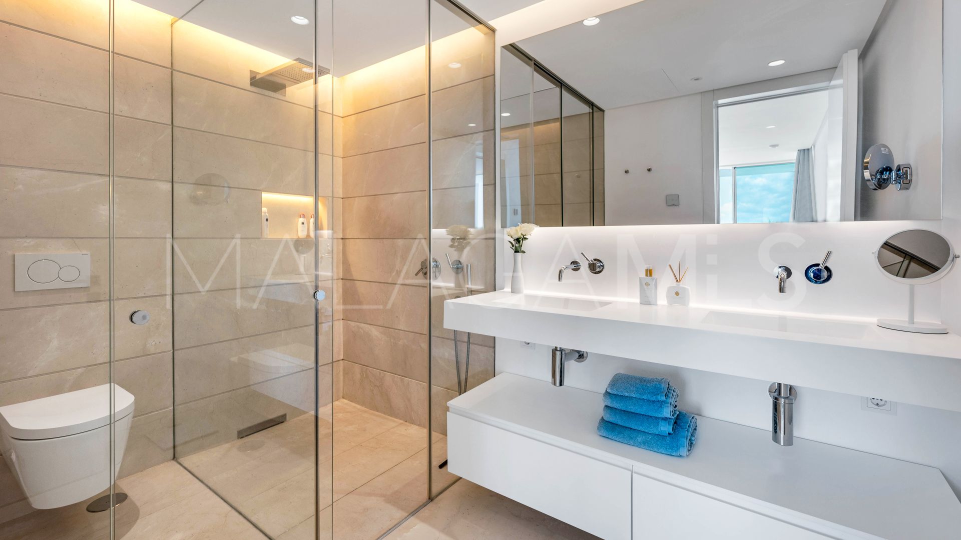 Appartement rez de chaussée for sale in Ojen
