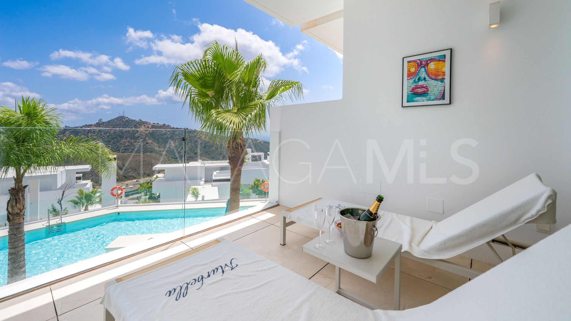 Appartement rez de chaussée for sale in Ojen