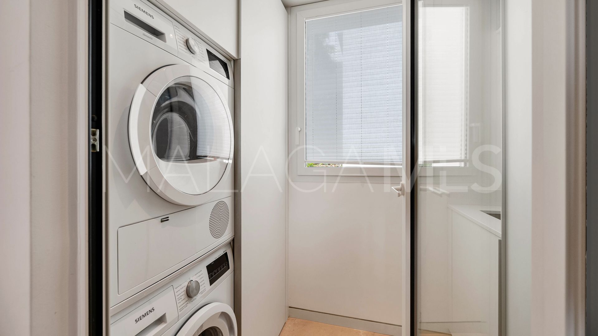 Appartement rez de chaussée for sale in Ojen