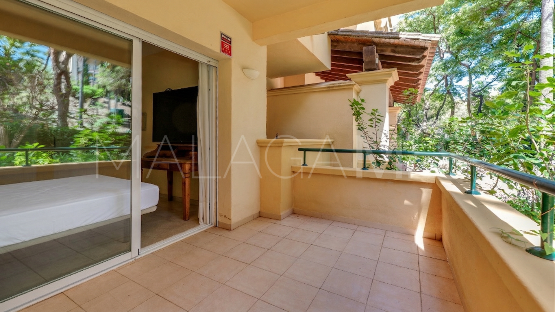 Apartamento planta baja for sale in Rio Real with 2 bedrooms