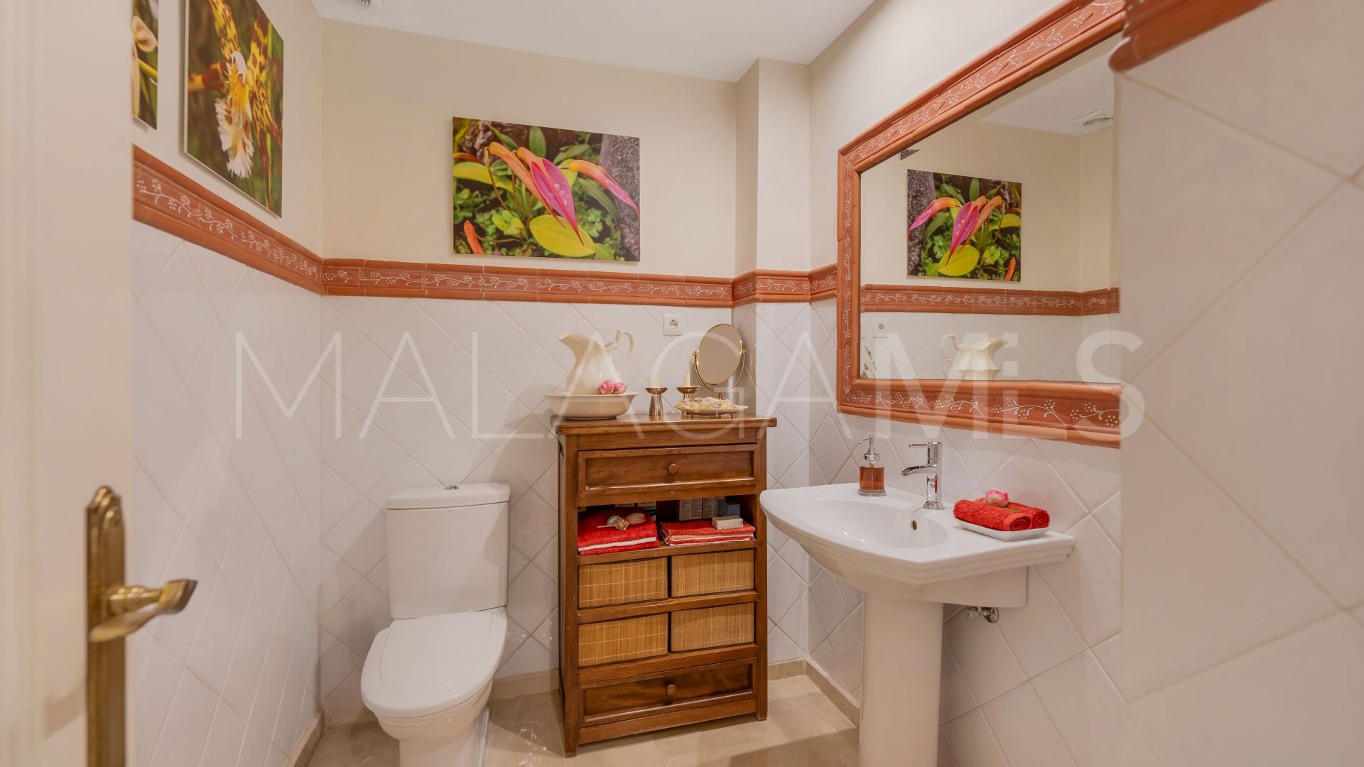 2 bedrooms Los Monteros ground floor apartment for sale