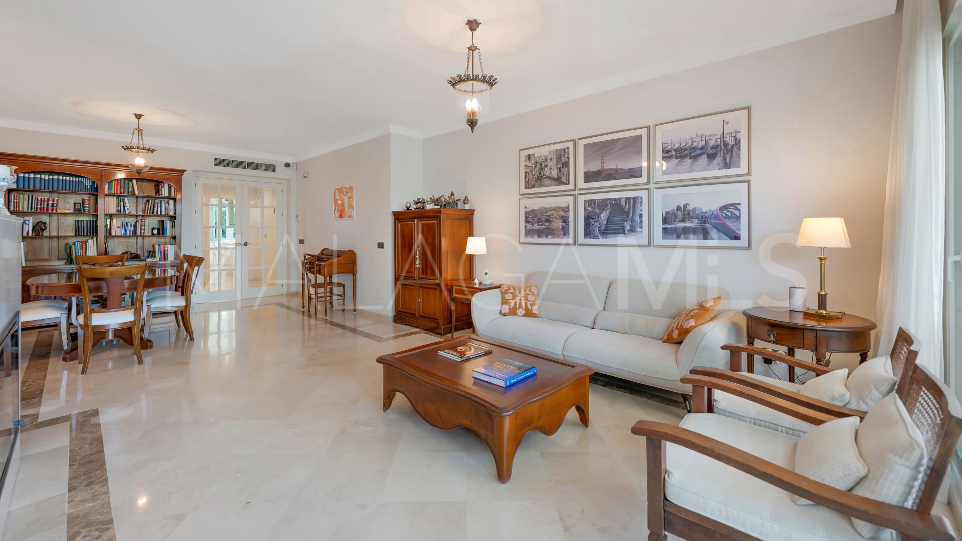 2 bedrooms Los Monteros ground floor apartment for sale