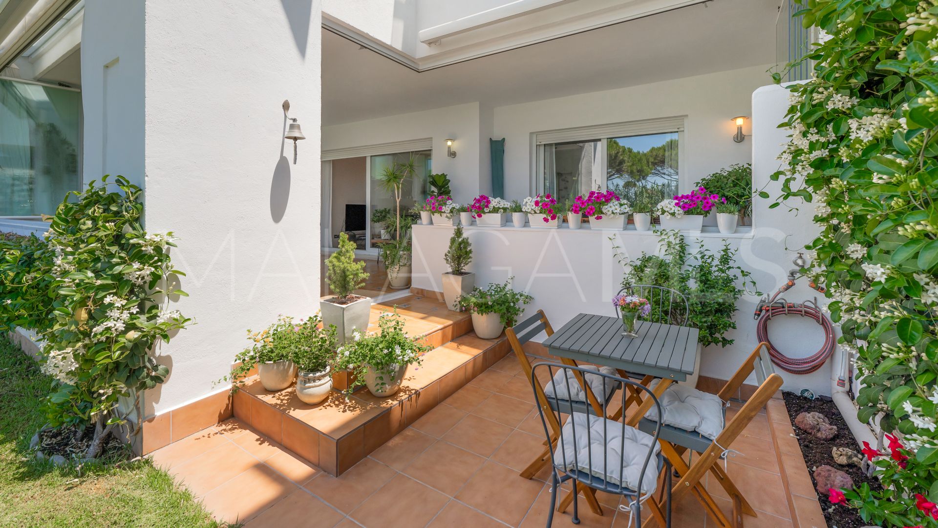 2 bedrooms Los Monteros ground floor apartment for sale