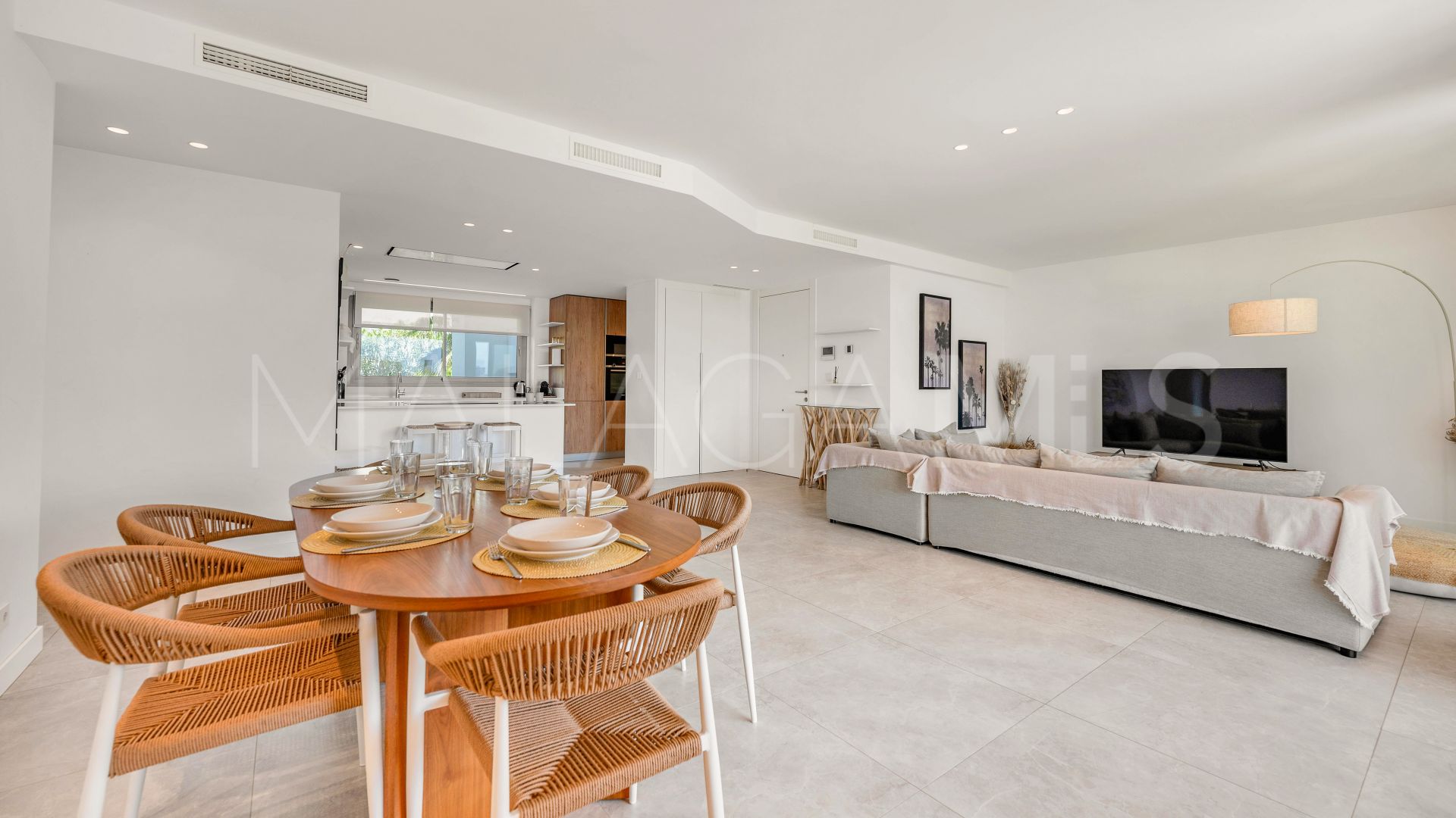 3 bedrooms ground floor apartment for sale in Los Monteros