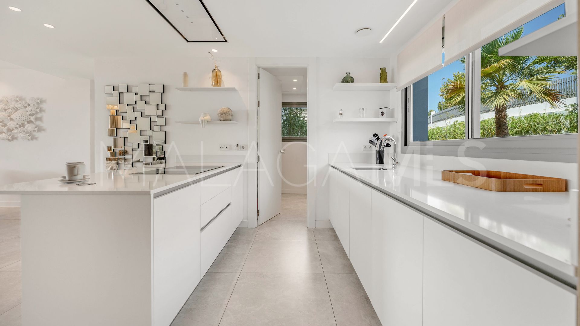 3 bedrooms ground floor apartment for sale in Los Monteros