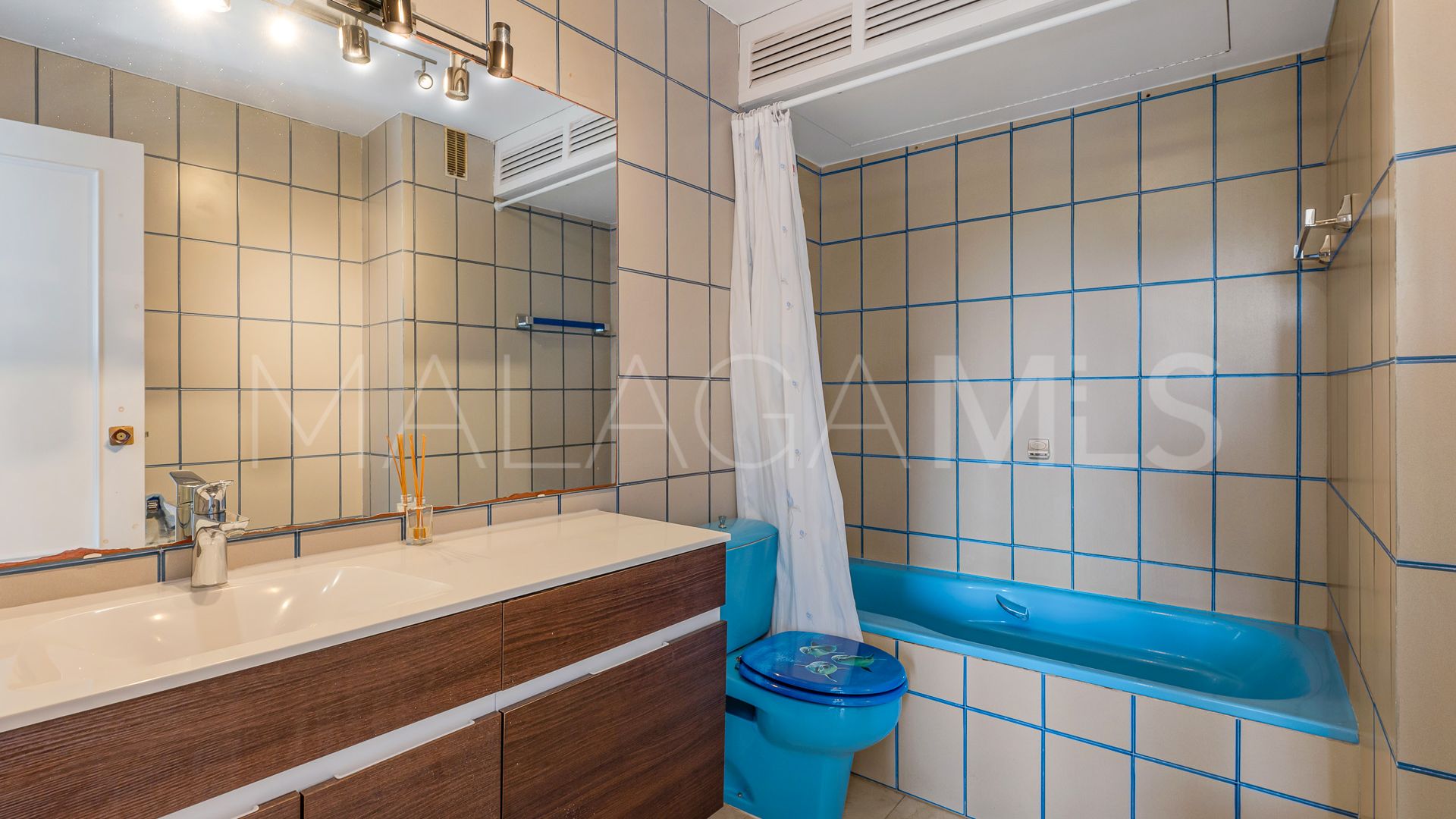 Wohnung for sale in Marbella - Puerto Banus