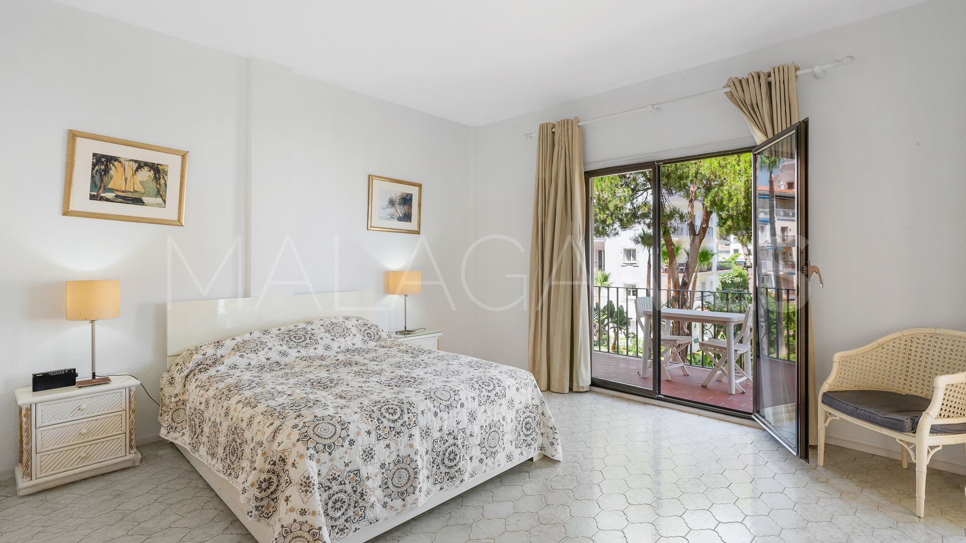 Wohnung for sale in Marbella - Puerto Banus