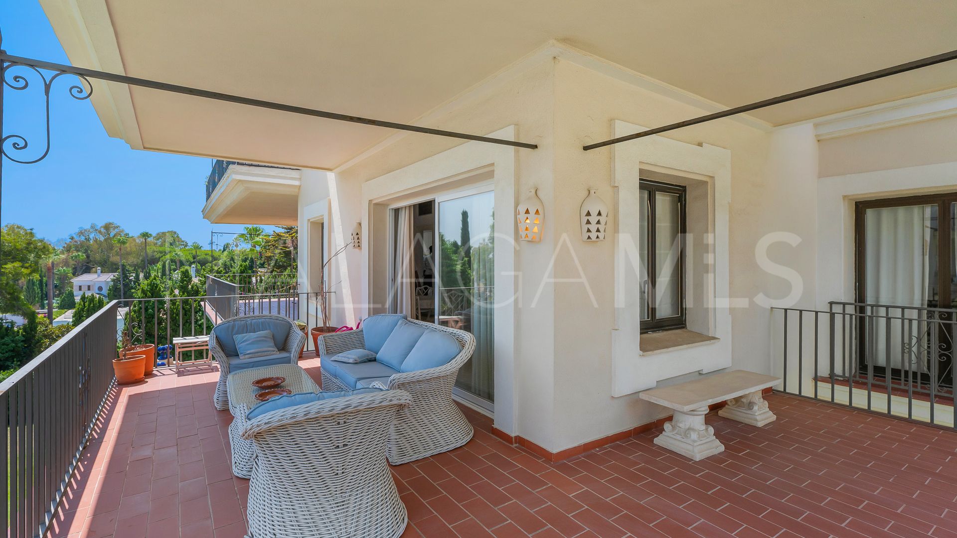 Wohnung for sale in Marbella - Puerto Banus