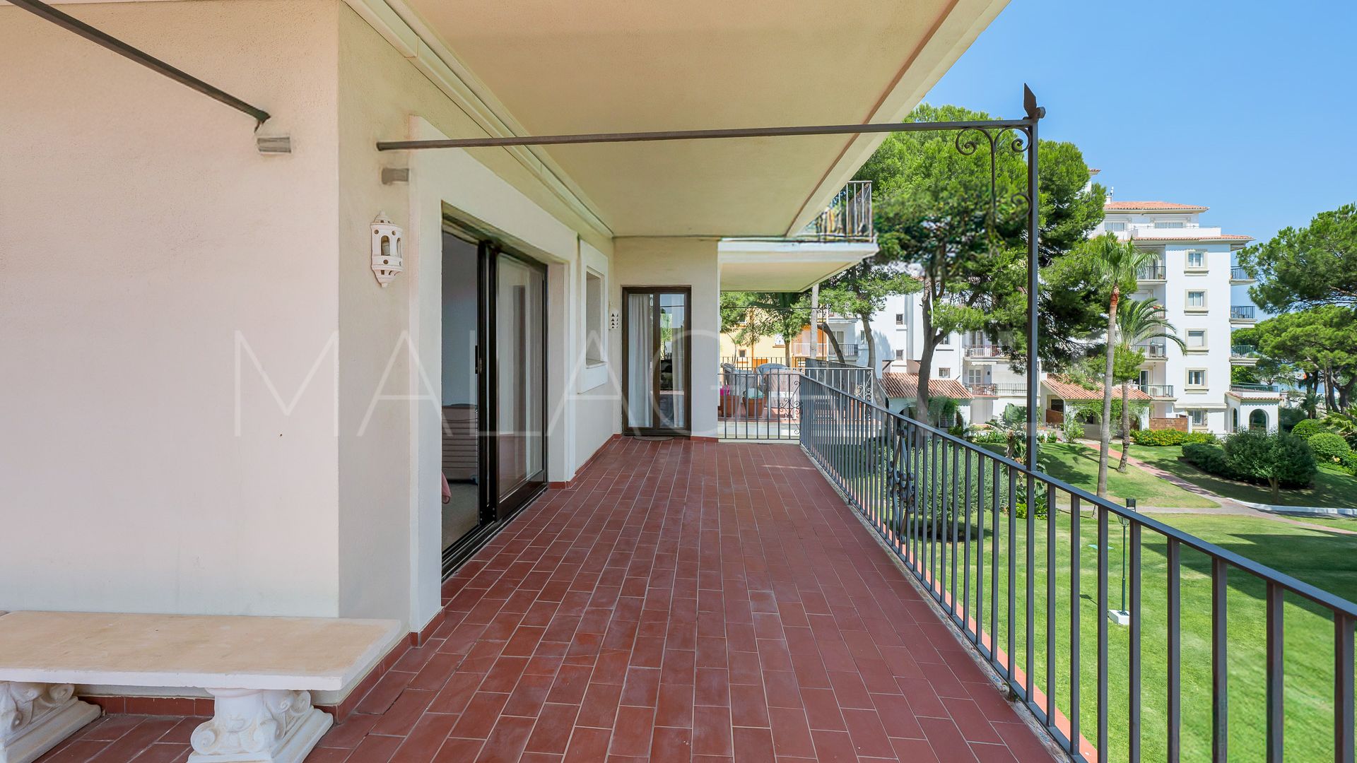 Wohnung for sale in Marbella - Puerto Banus
