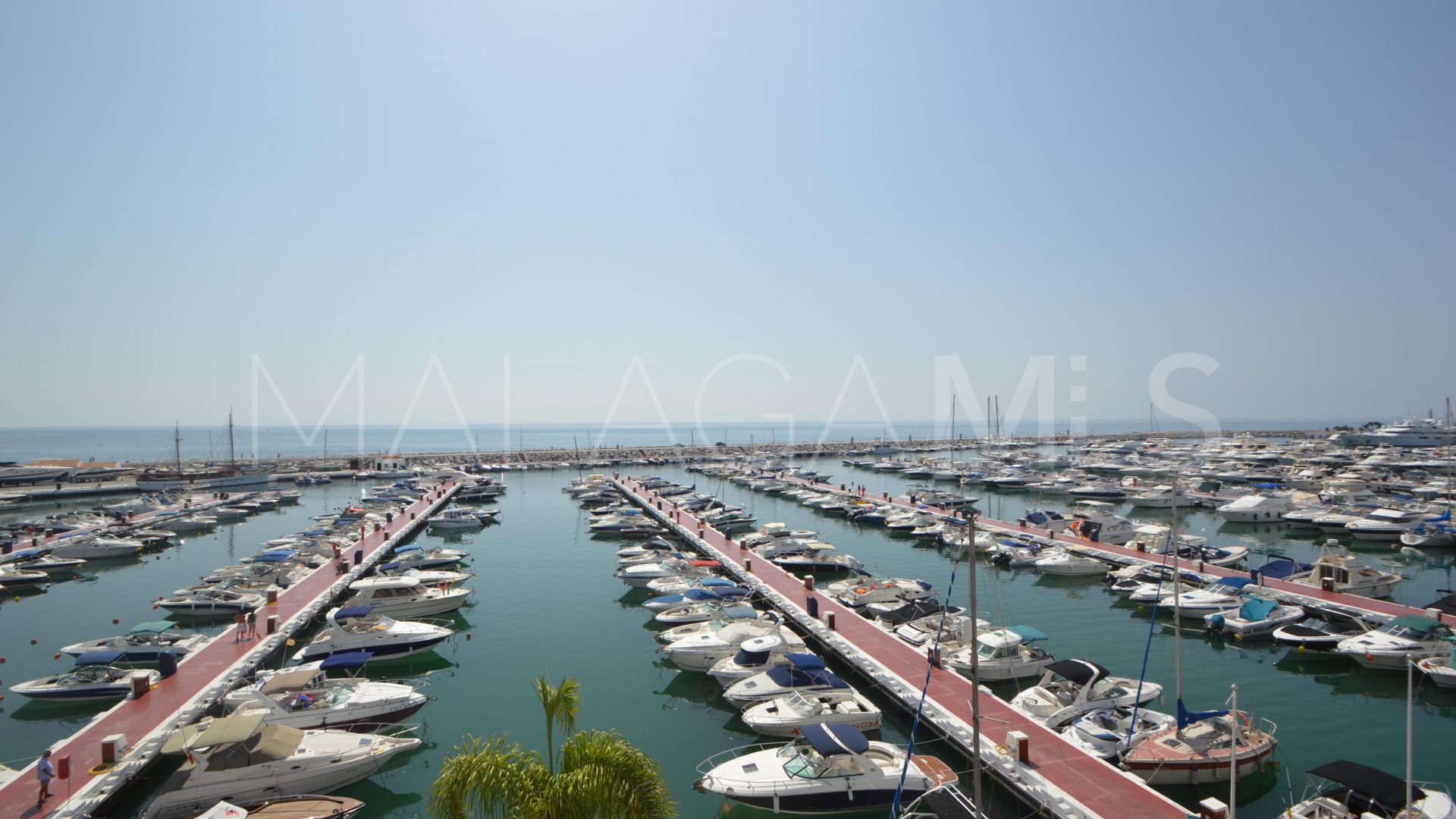 Wohnung for sale in Marbella - Puerto Banus