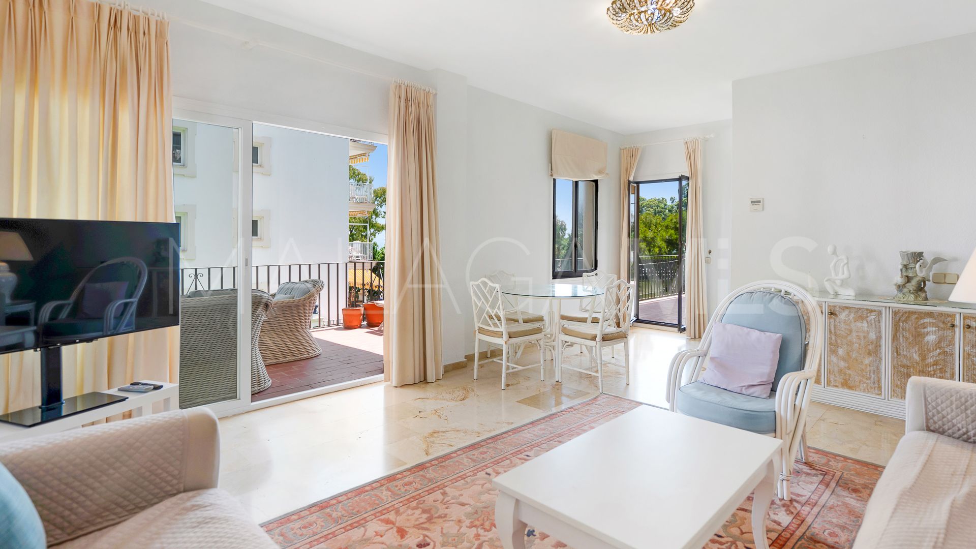 Wohnung for sale in Marbella - Puerto Banus