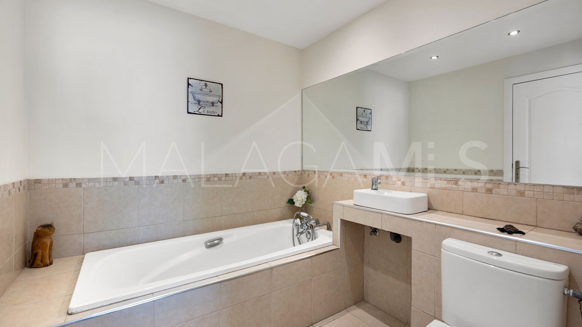 Villa for sale with 6 bedrooms in Rio Real