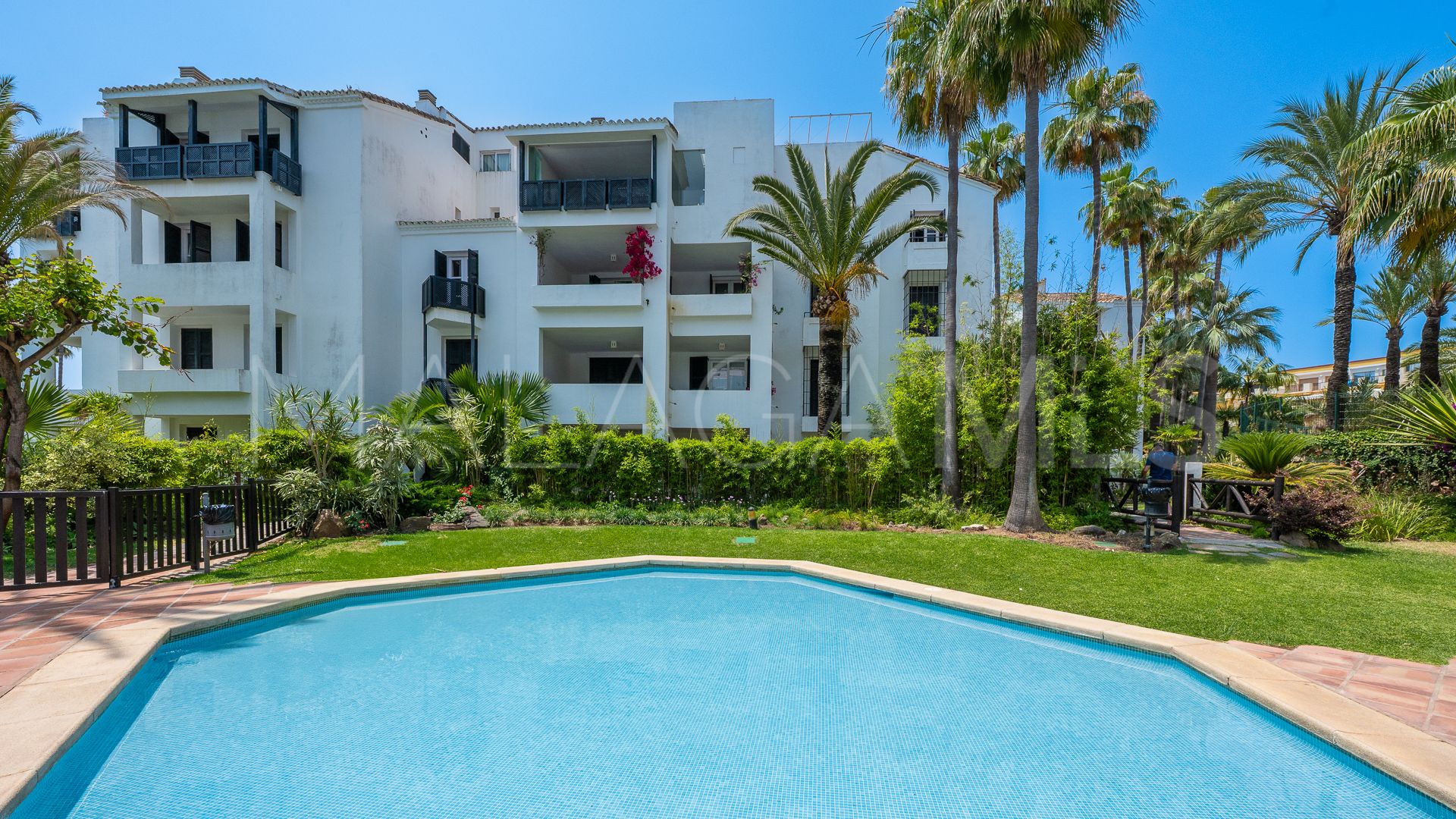 Elviria, apartamento with 2 bedrooms for sale