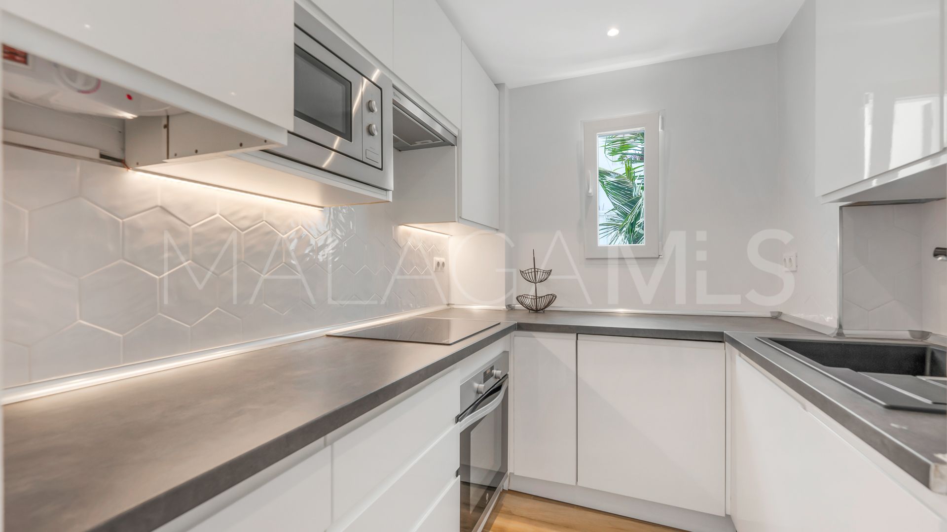 Elviria, apartamento with 2 bedrooms for sale