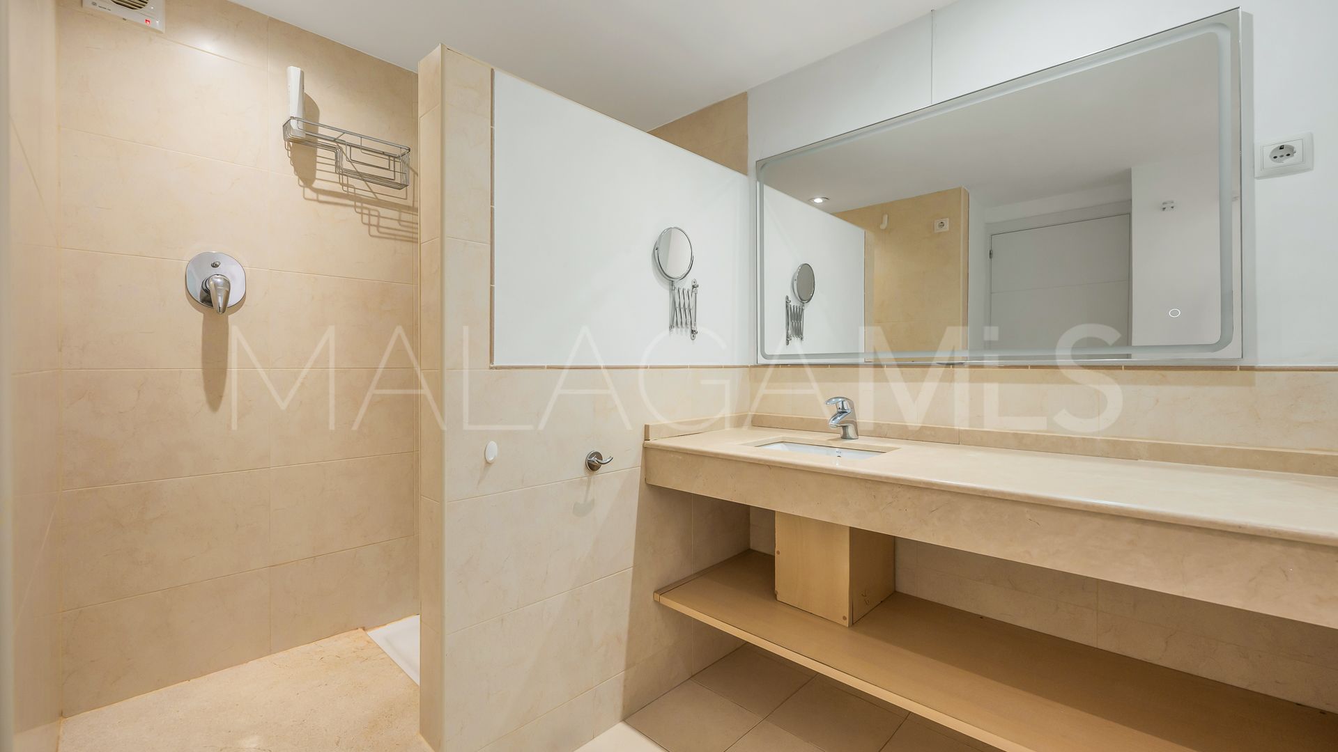 Elviria, apartamento with 2 bedrooms for sale