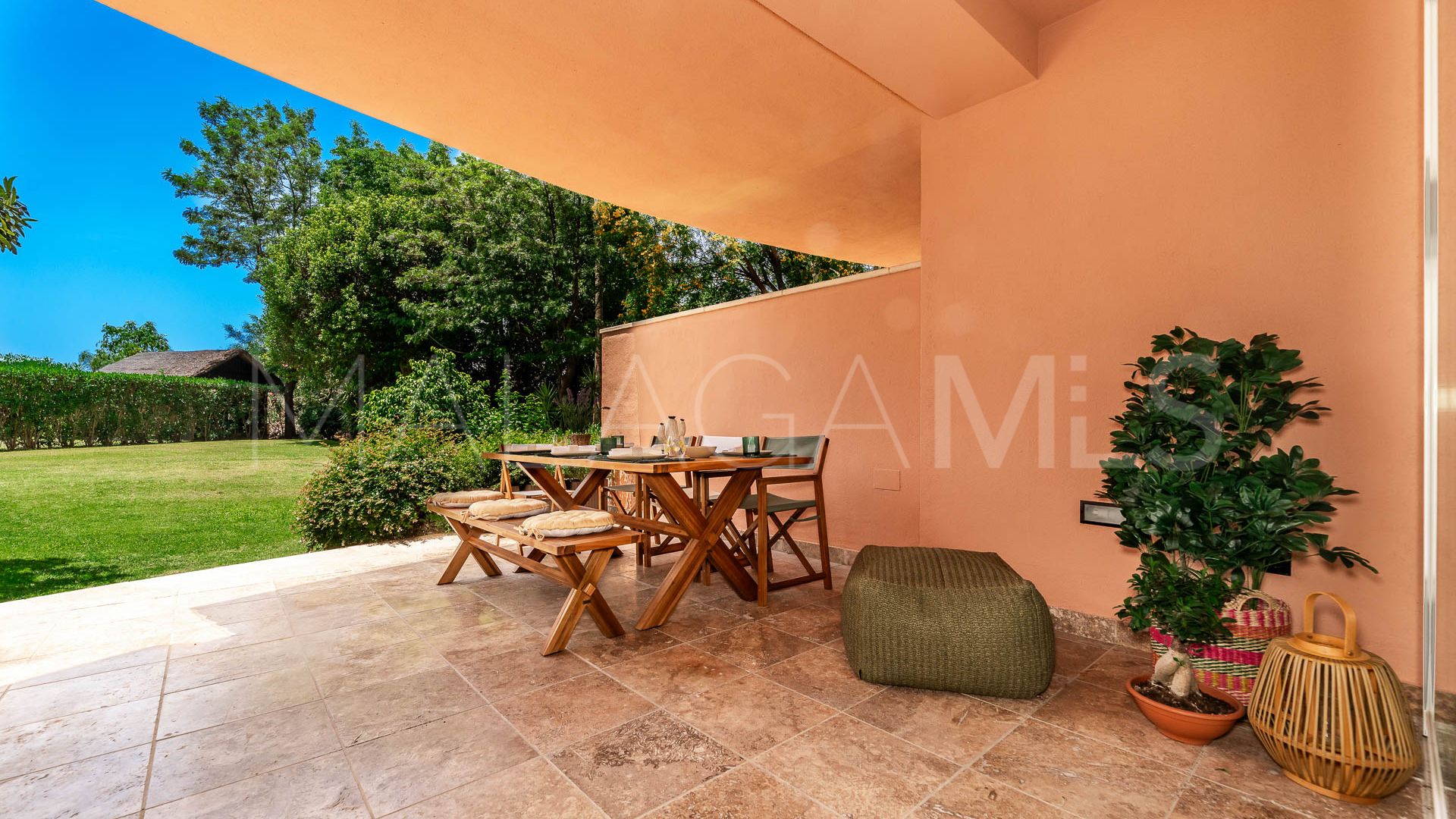 Erdgeschosswohnung for sale in Nueva Andalucia
