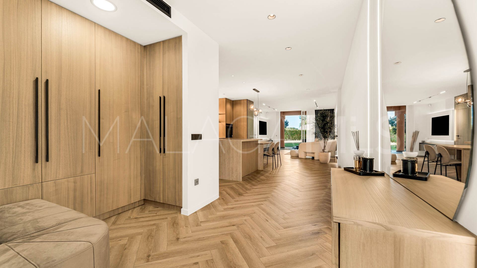 Erdgeschosswohnung for sale in Nueva Andalucia