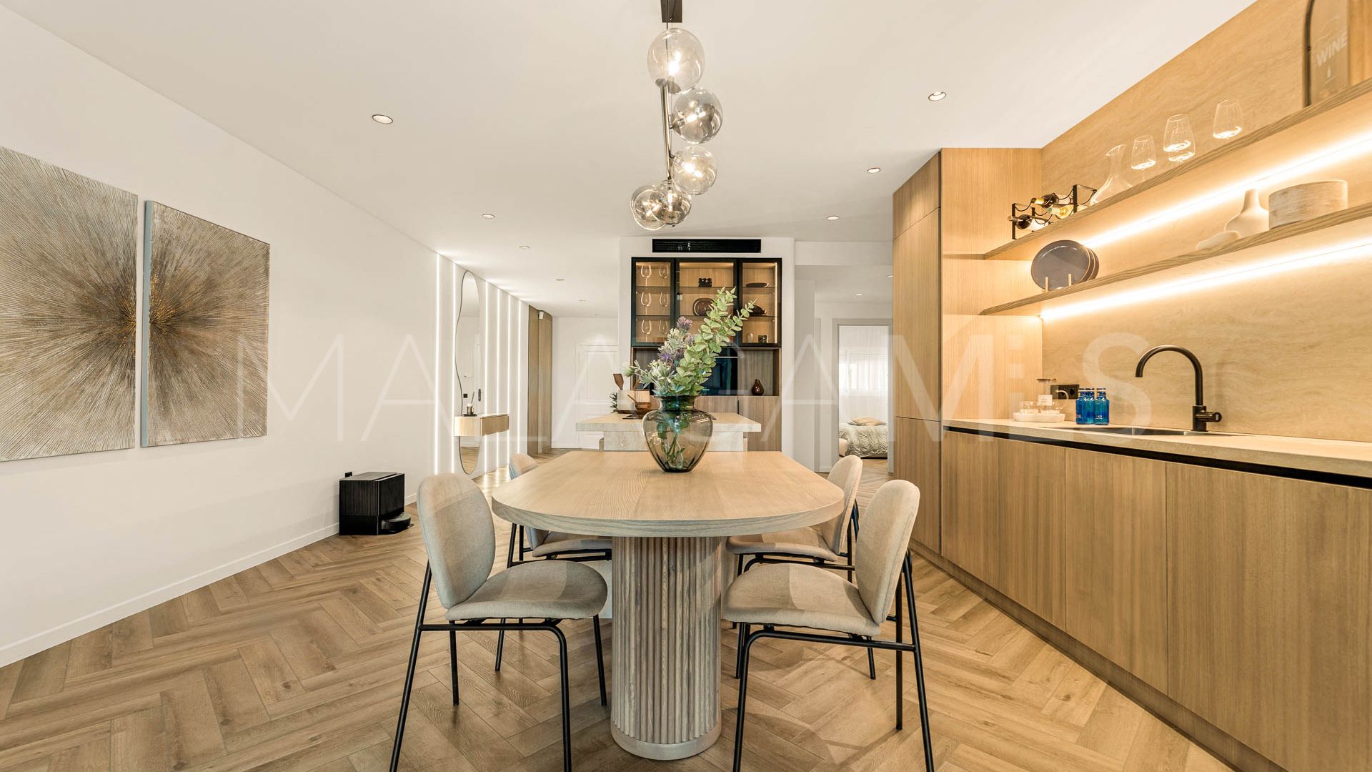Erdgeschosswohnung for sale in Nueva Andalucia