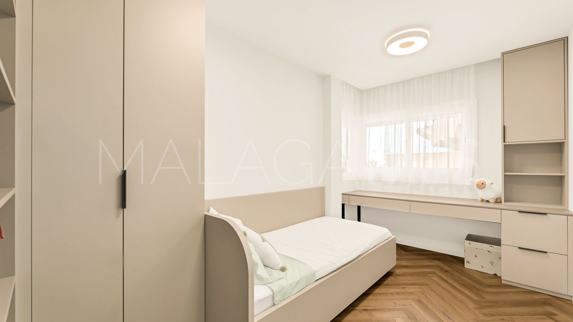 Erdgeschosswohnung for sale in Nueva Andalucia