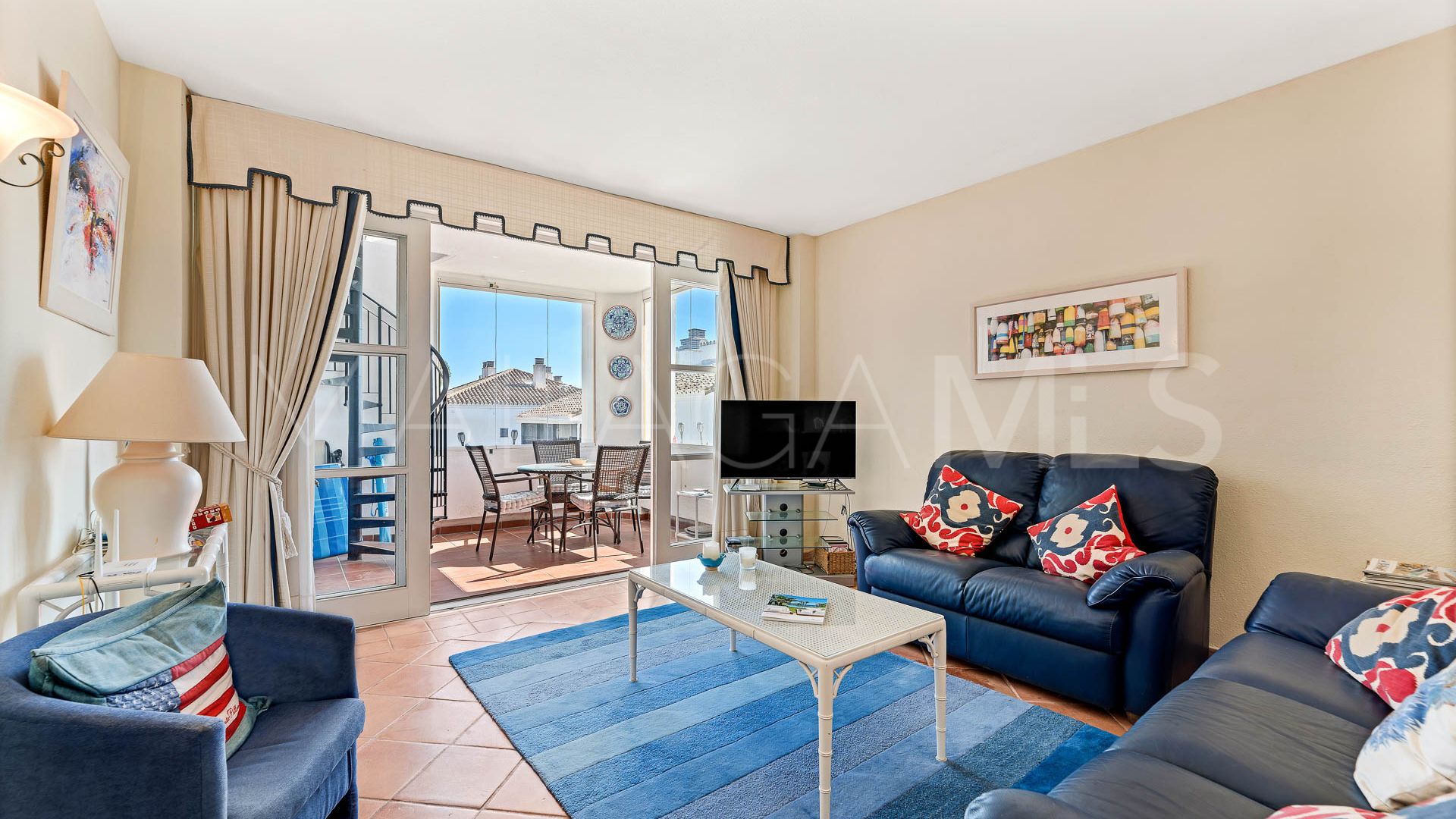 Takvåning for sale in Elviria