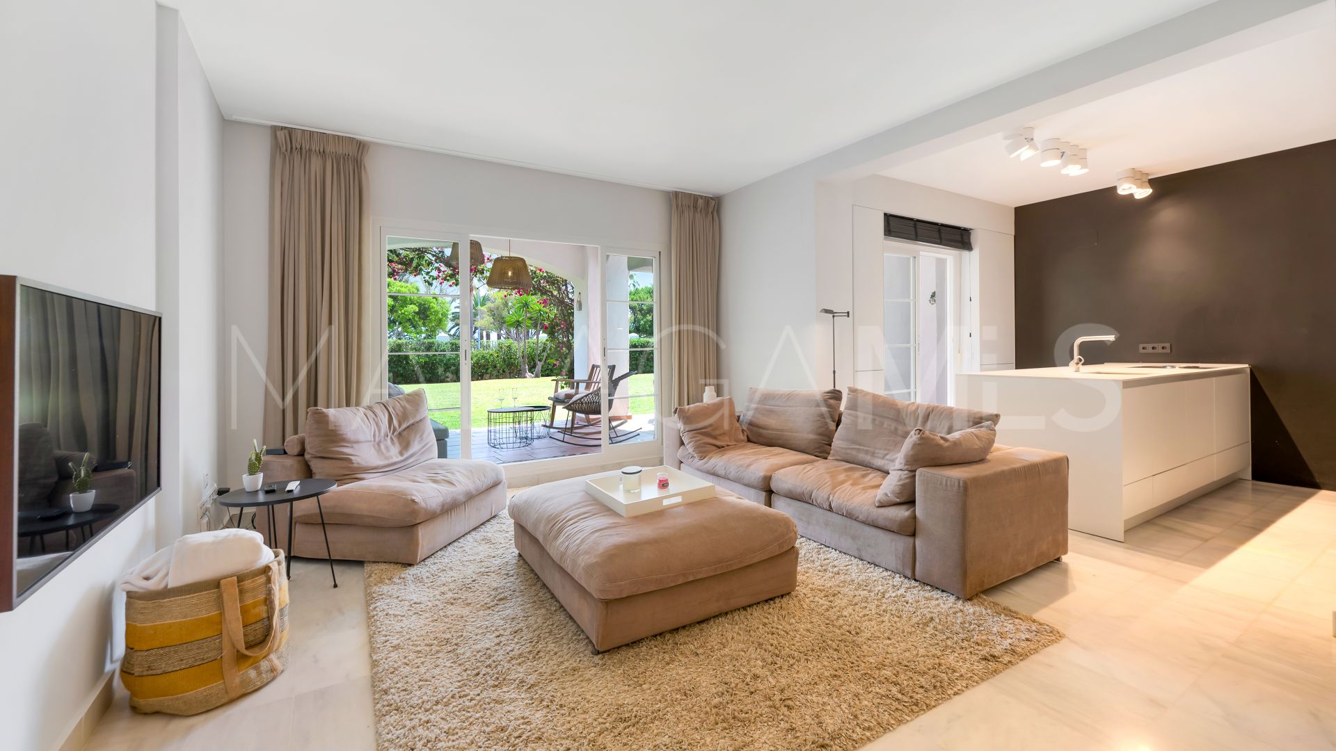 Buy apartamento planta baja in San Pedro Playa
