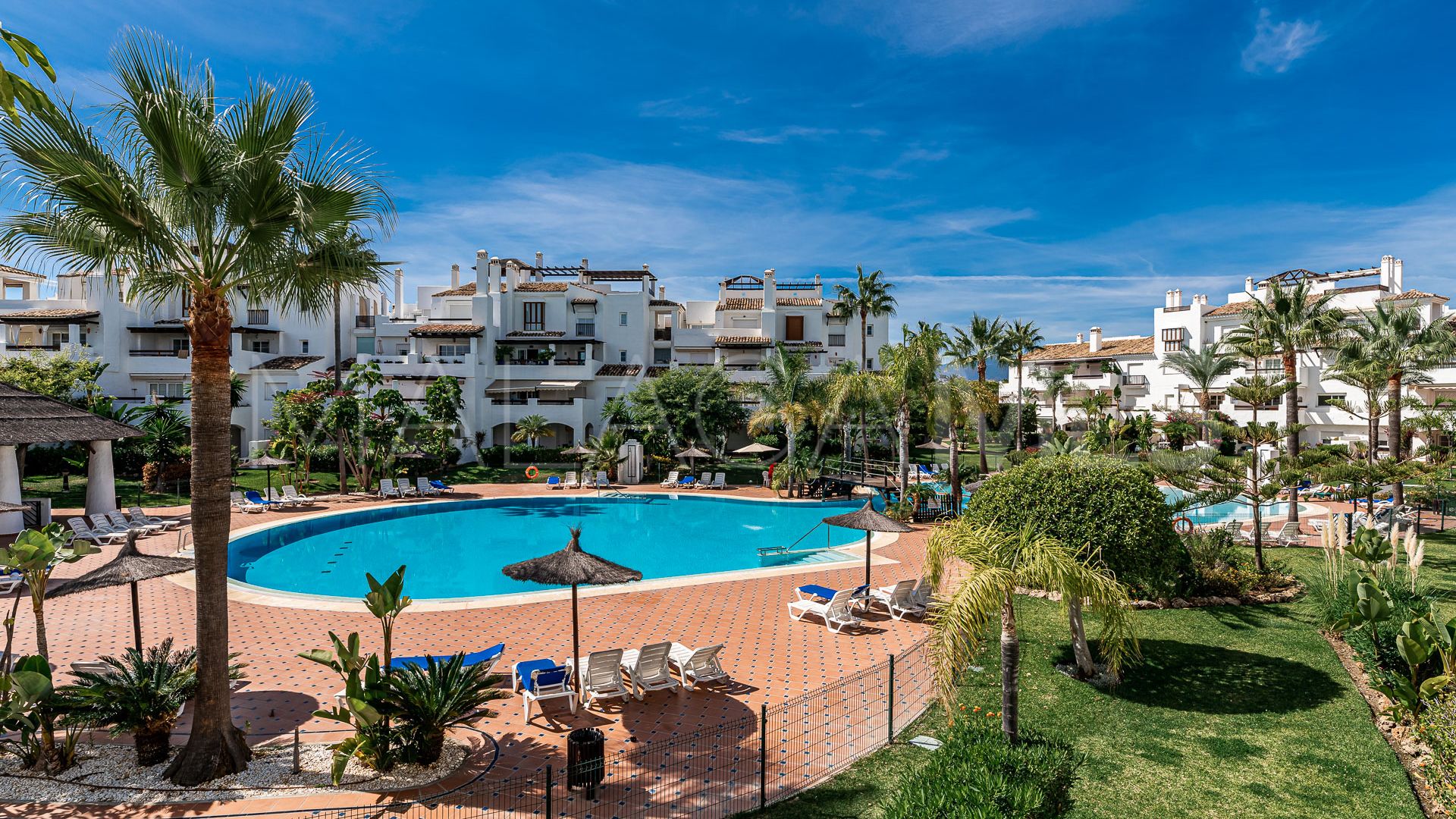Buy apartamento planta baja in San Pedro Playa
