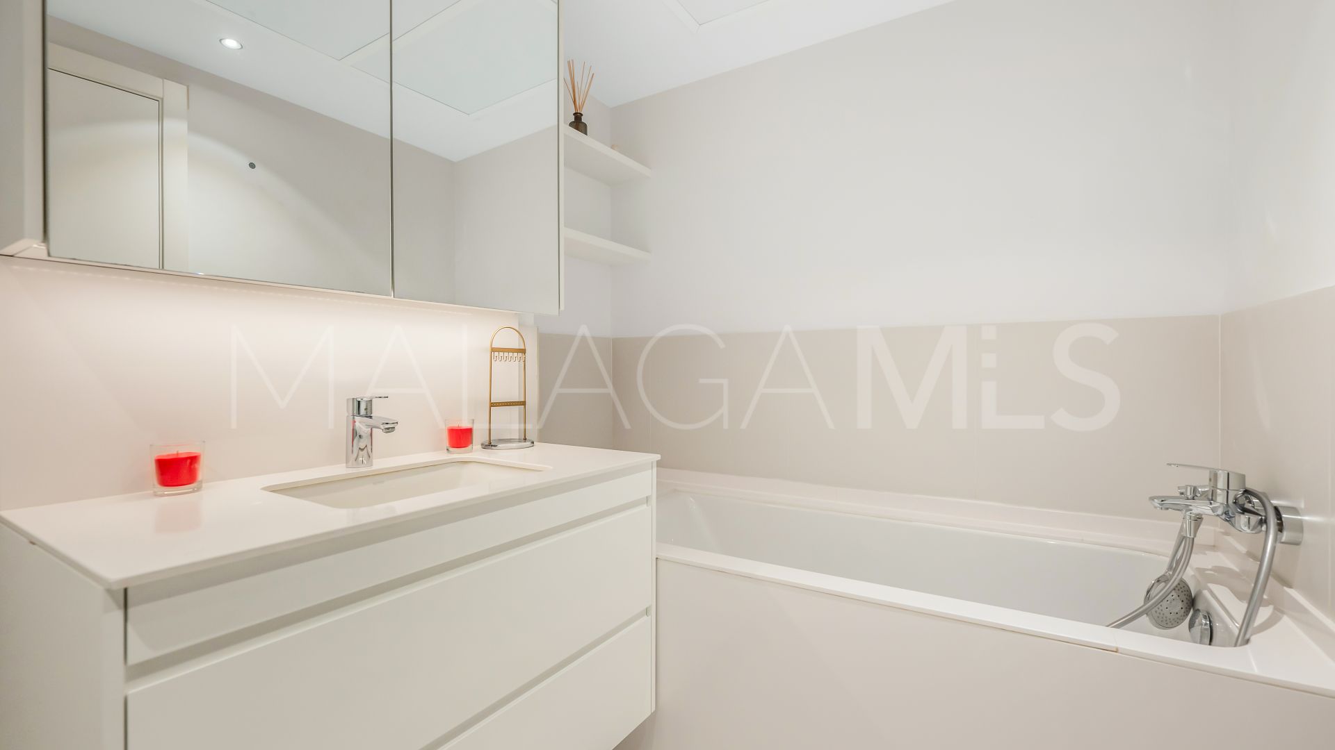 Buy apartamento planta baja in San Pedro Playa