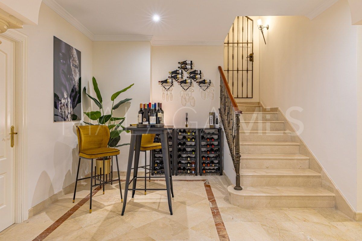 Villa for sale in Los Flamingos Golf with 6 bedrooms