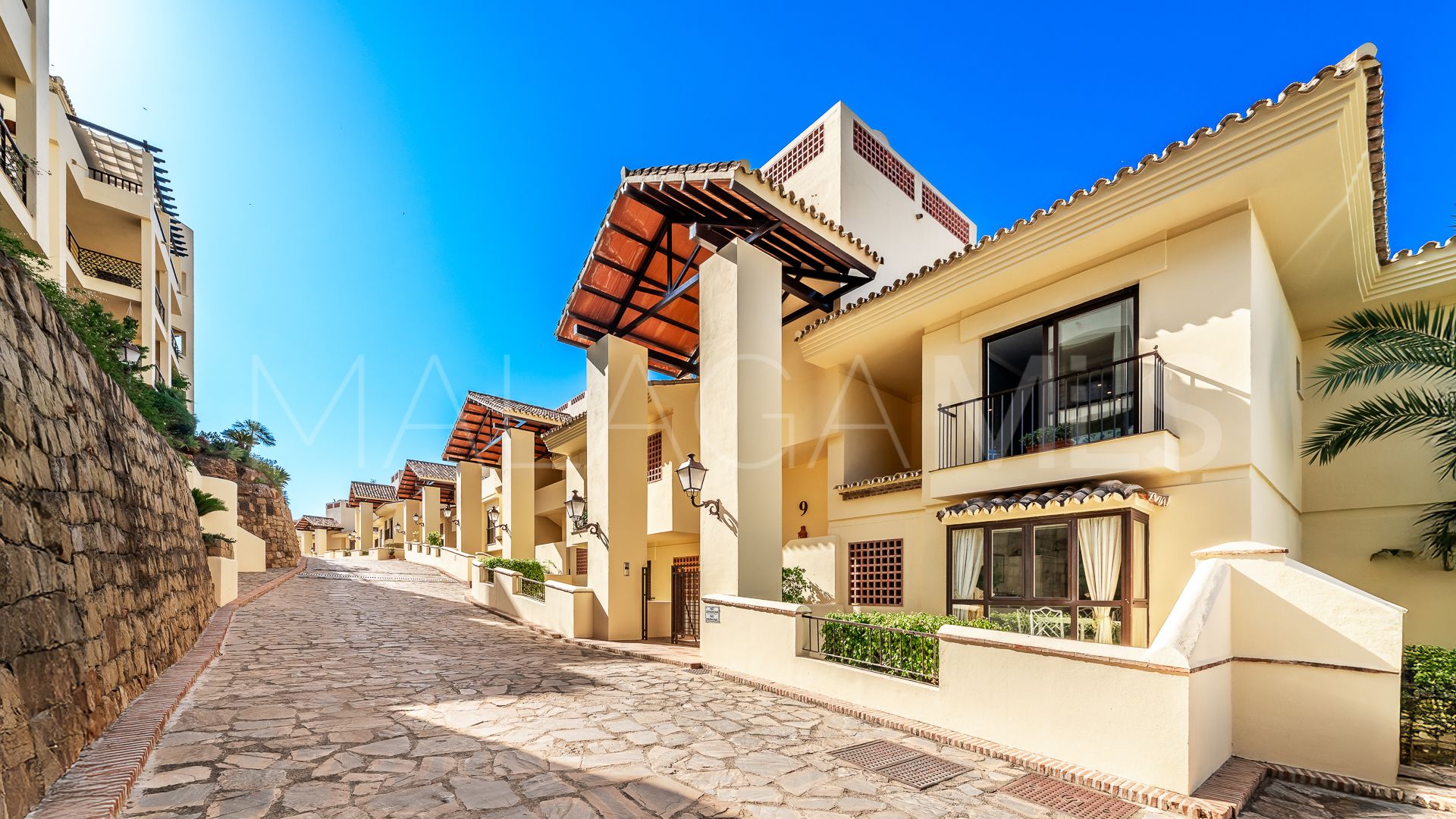 Appartement terrasse for sale in Benahavis