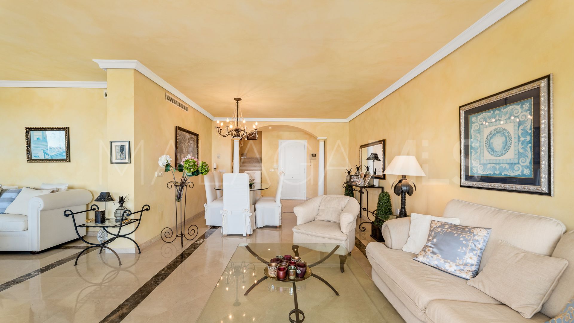 Appartement terrasse for sale in Benahavis