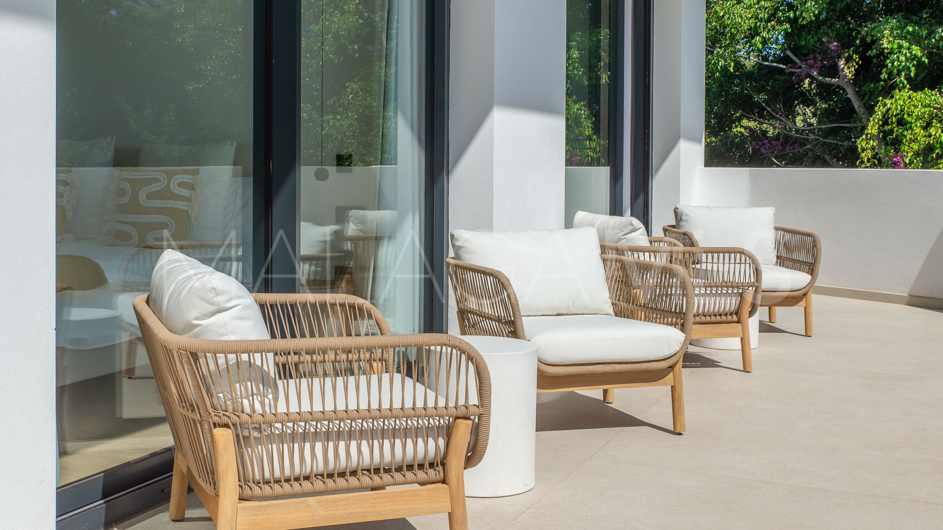 Buy villa in Cabopino